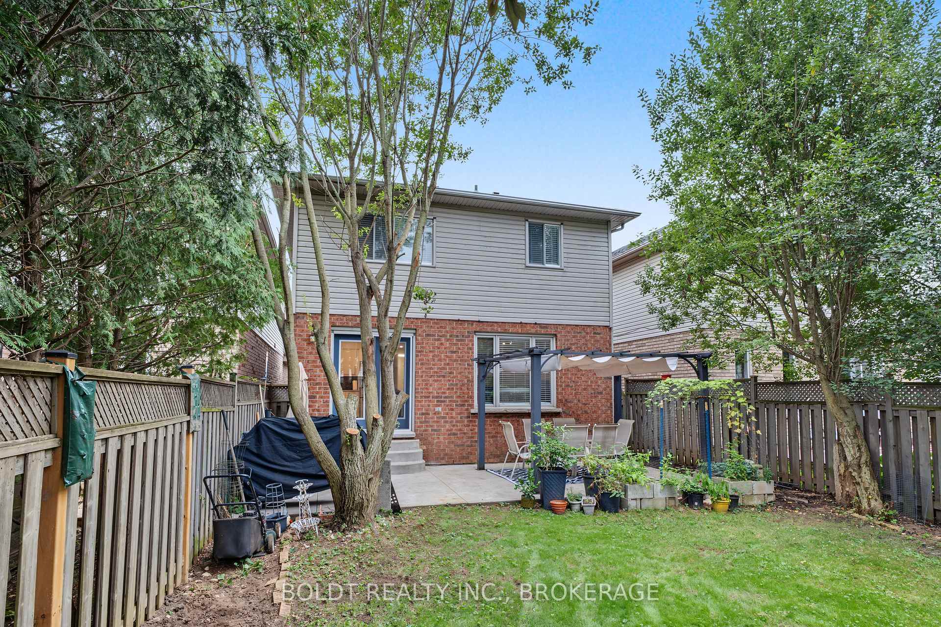 Photo 44 of 17 Valridge Drive, Hamilton, Ancaster — HOMEH