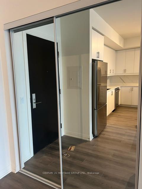 Photo 9 of Unit 431, 9000 Jane Street, Vaughan, Vellore Village — HOMEH