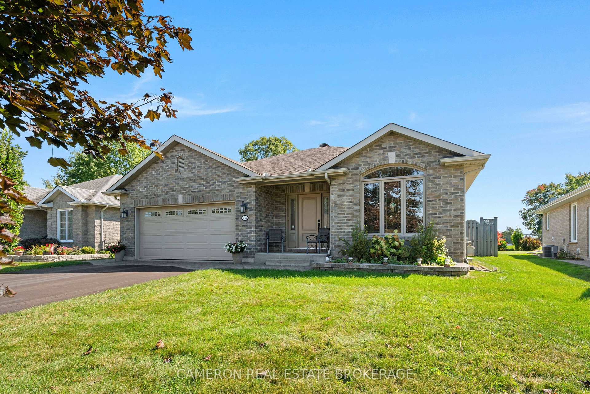 Photo 1 of 504 Jo Anne Crescent, Cornwall, Cornwall — HOMEH