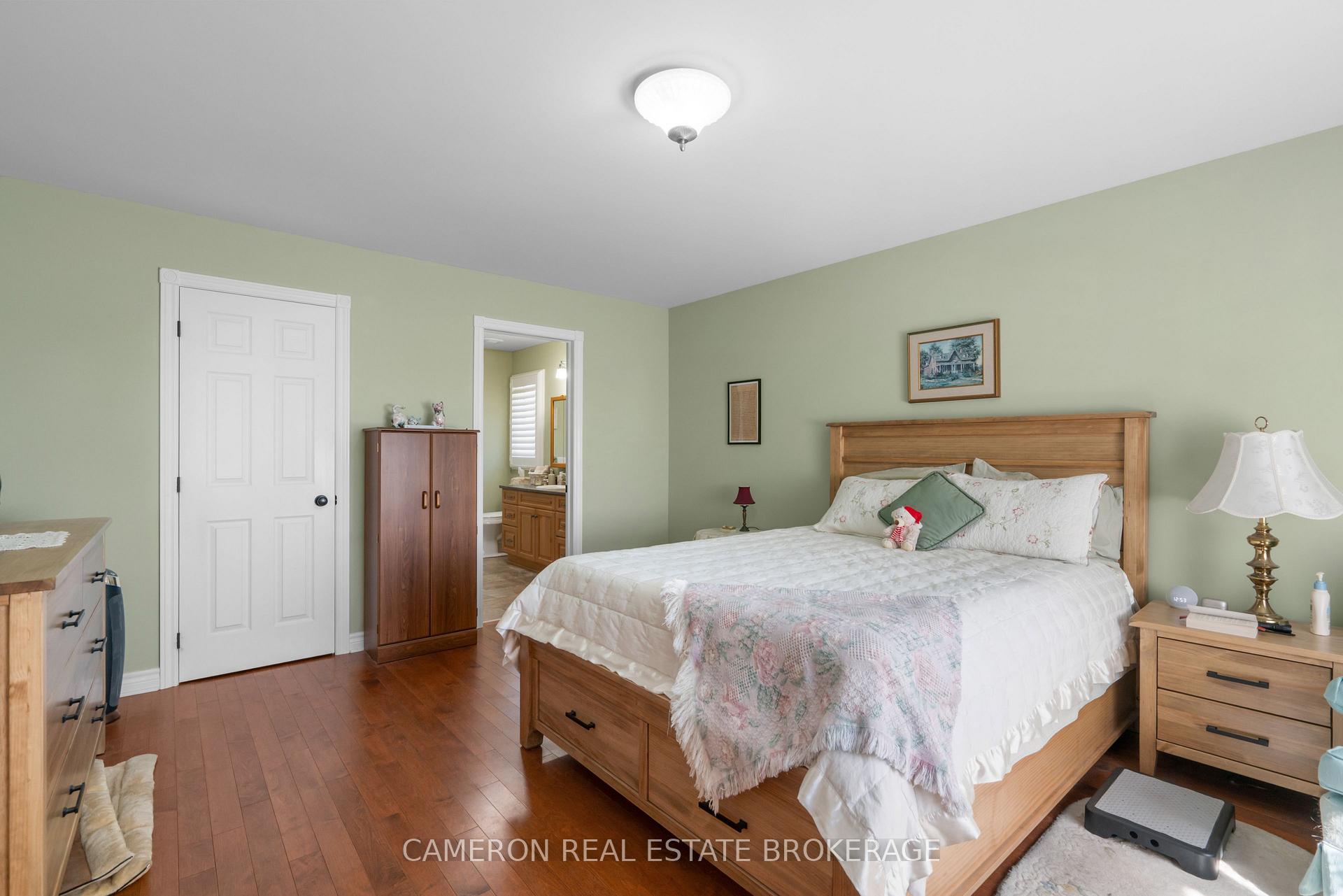 Photo 19 of 504 Jo Anne Crescent, Cornwall, Cornwall — HOMEH