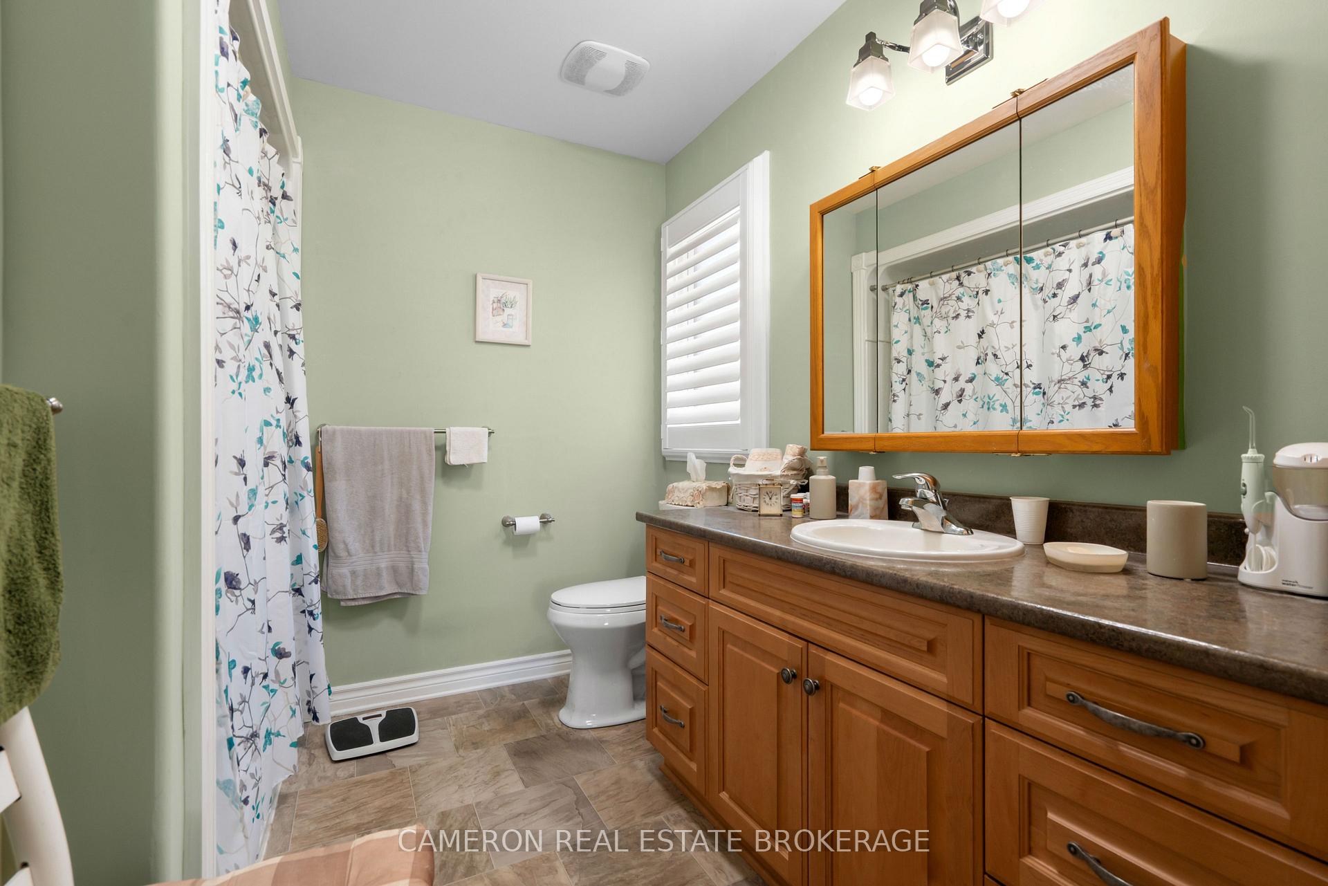 Photo 20 of 504 Jo Anne Crescent, Cornwall, Cornwall — HOMEH