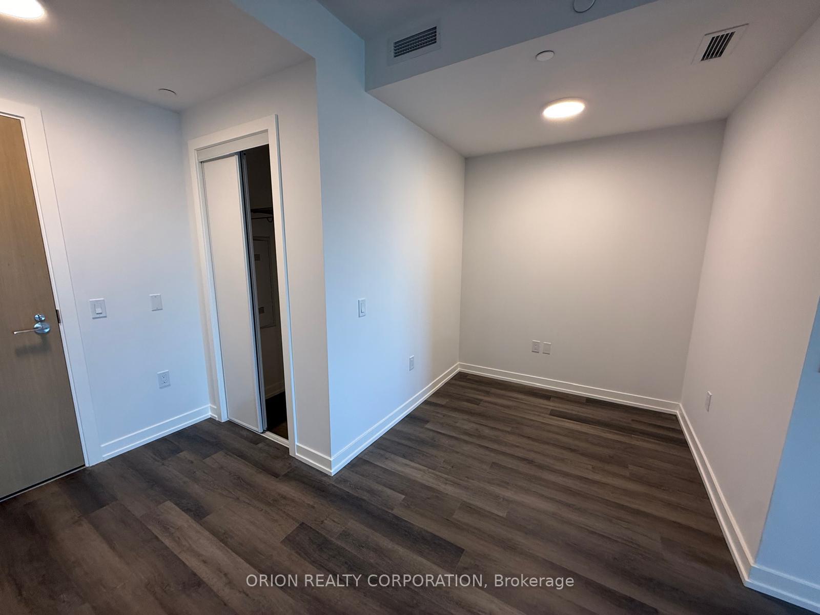 Photo 2 of Unit 2103, 21 Meadowdale Road, Vaughan, Vaughan Corporate Centre — HOMEH