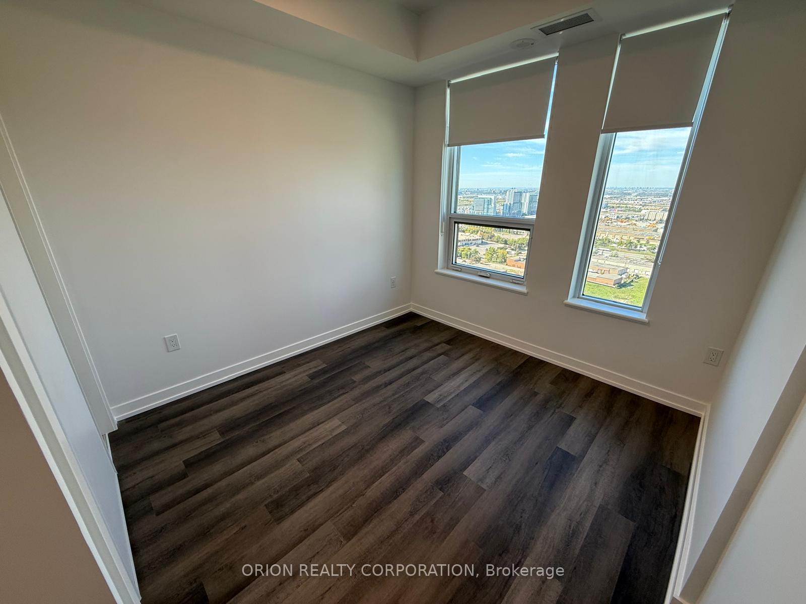 Photo 11 of Unit 2103, 21 Meadowdale Road, Vaughan, Vaughan Corporate Centre — HOMEH