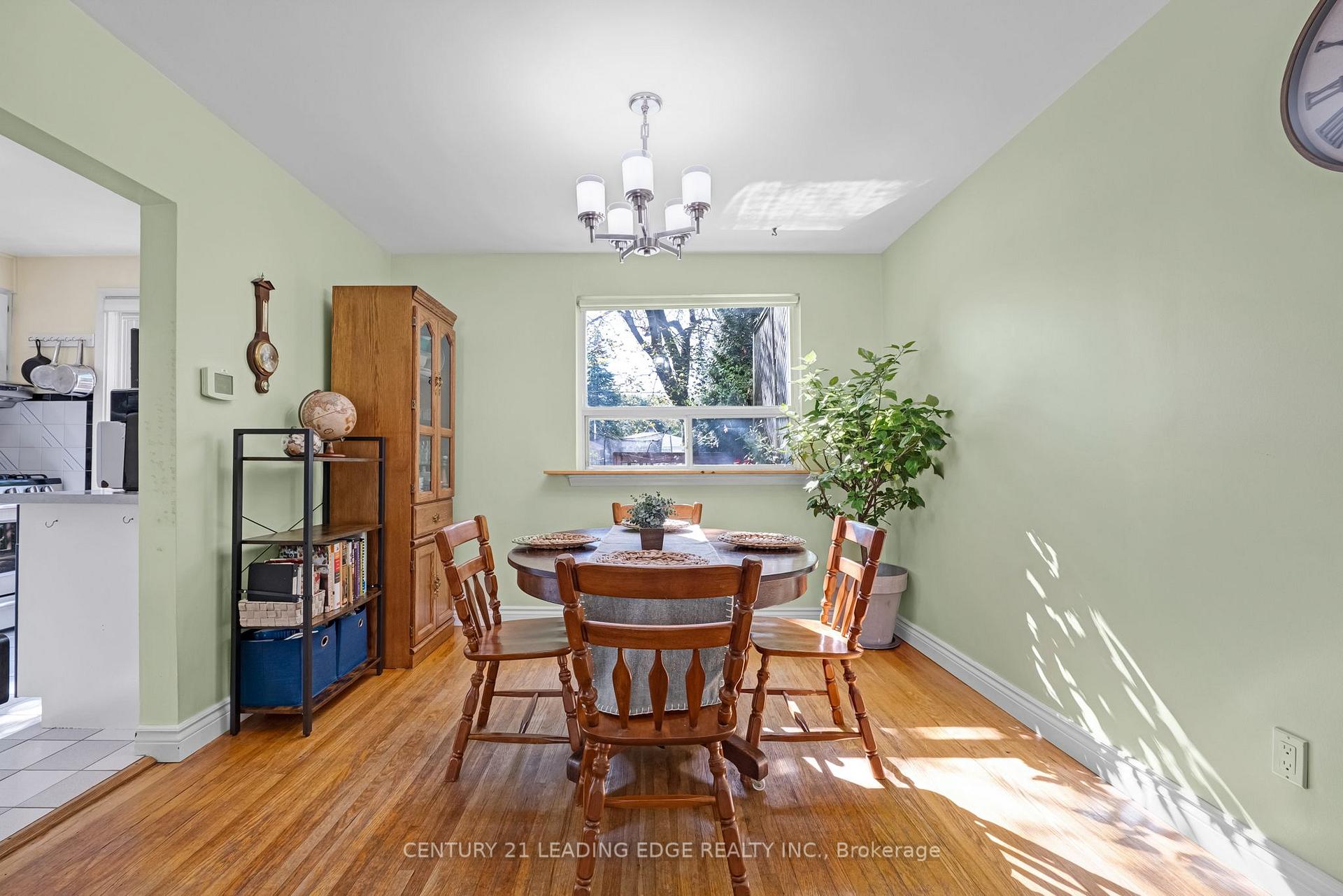 Photo 5 of 234 Beechy Drive, Richmond Hill, Crosby — HOMEH