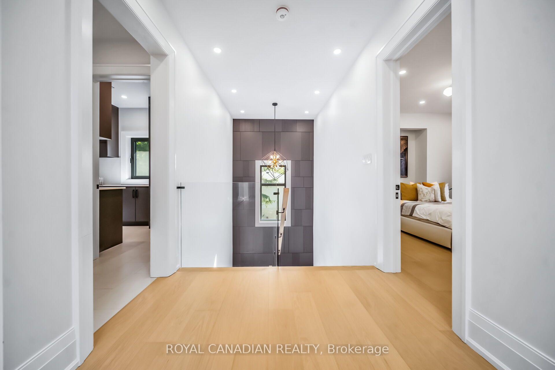 Photo 25 of 1470 Albion Avenue, Oakville, Morrison — HOMEH