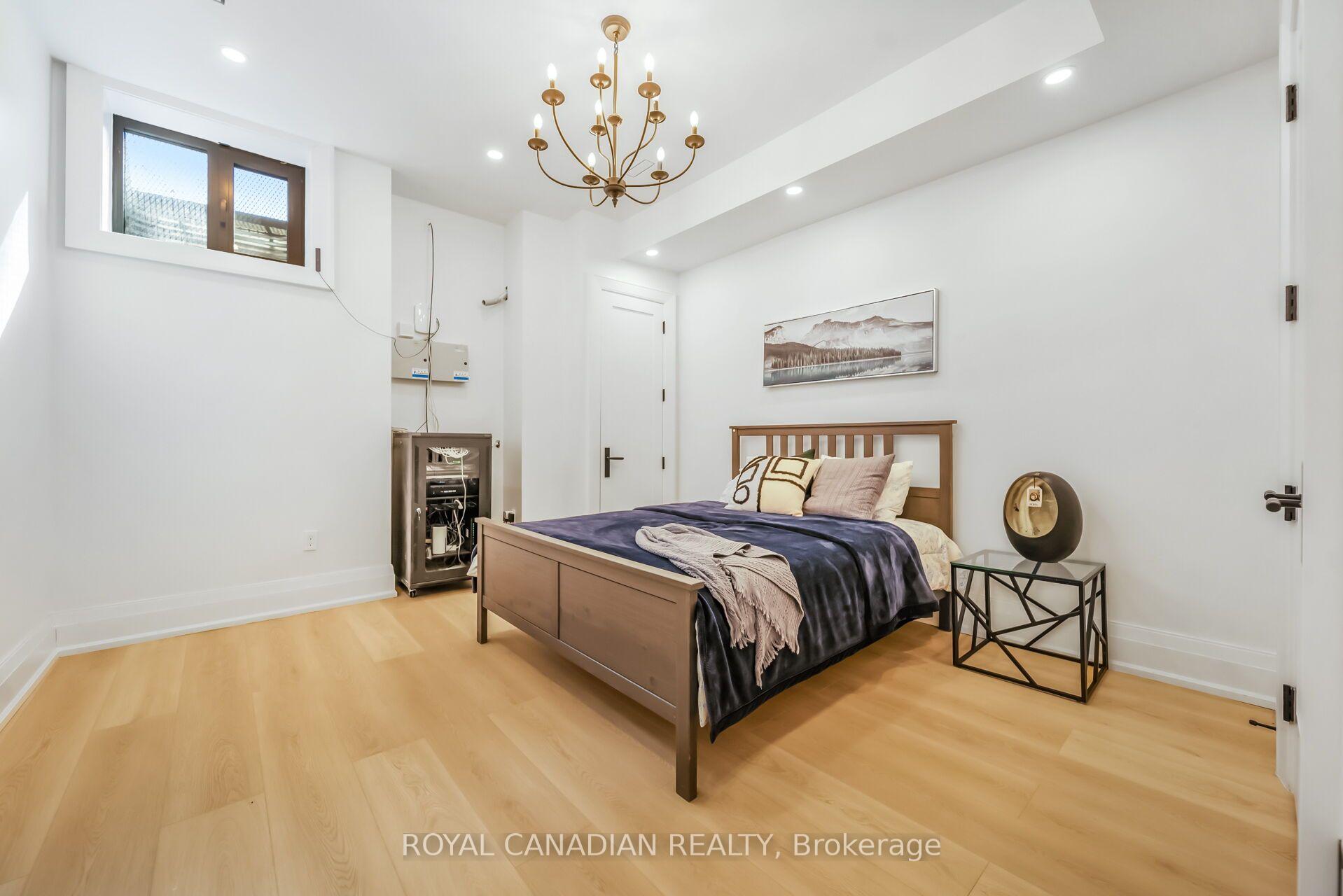 Photo 39 of 1470 Albion Avenue, Oakville, Morrison — HOMEH