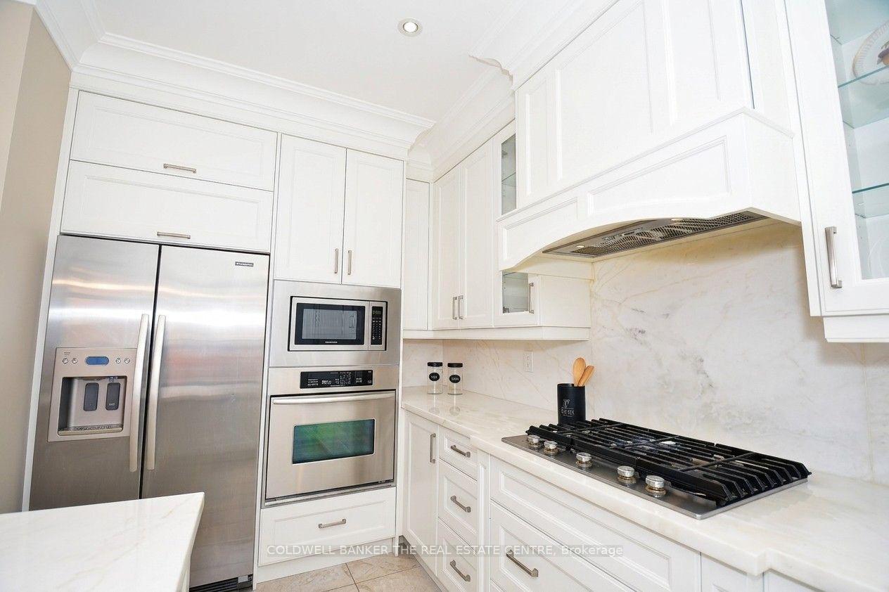 Photo 16 of 304 Tower Hill Road, Richmond Hill, Jefferson — HOMEH