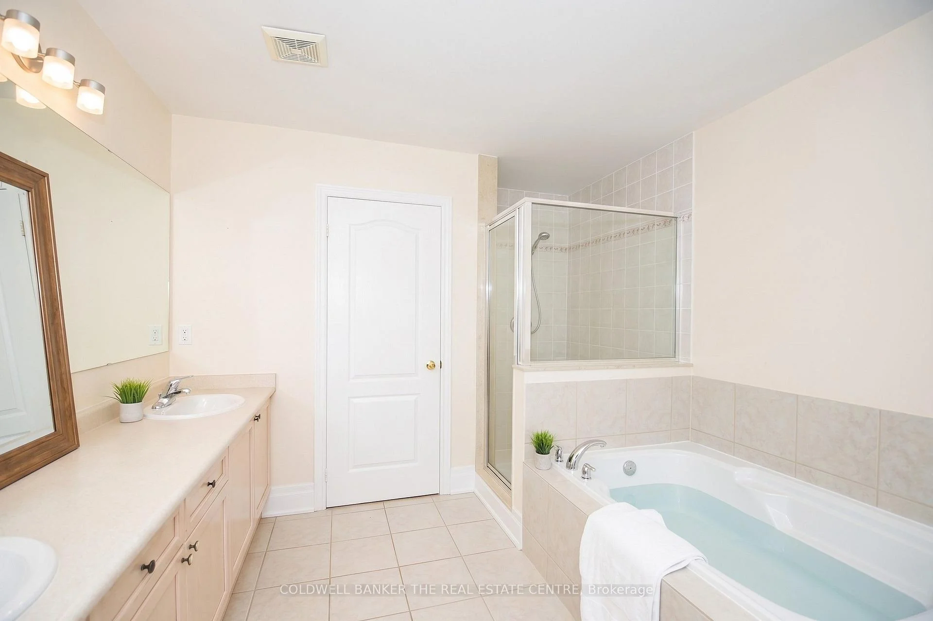 Photo 24 of 304 Tower Hill Road, Richmond Hill, Jefferson — HOMEH