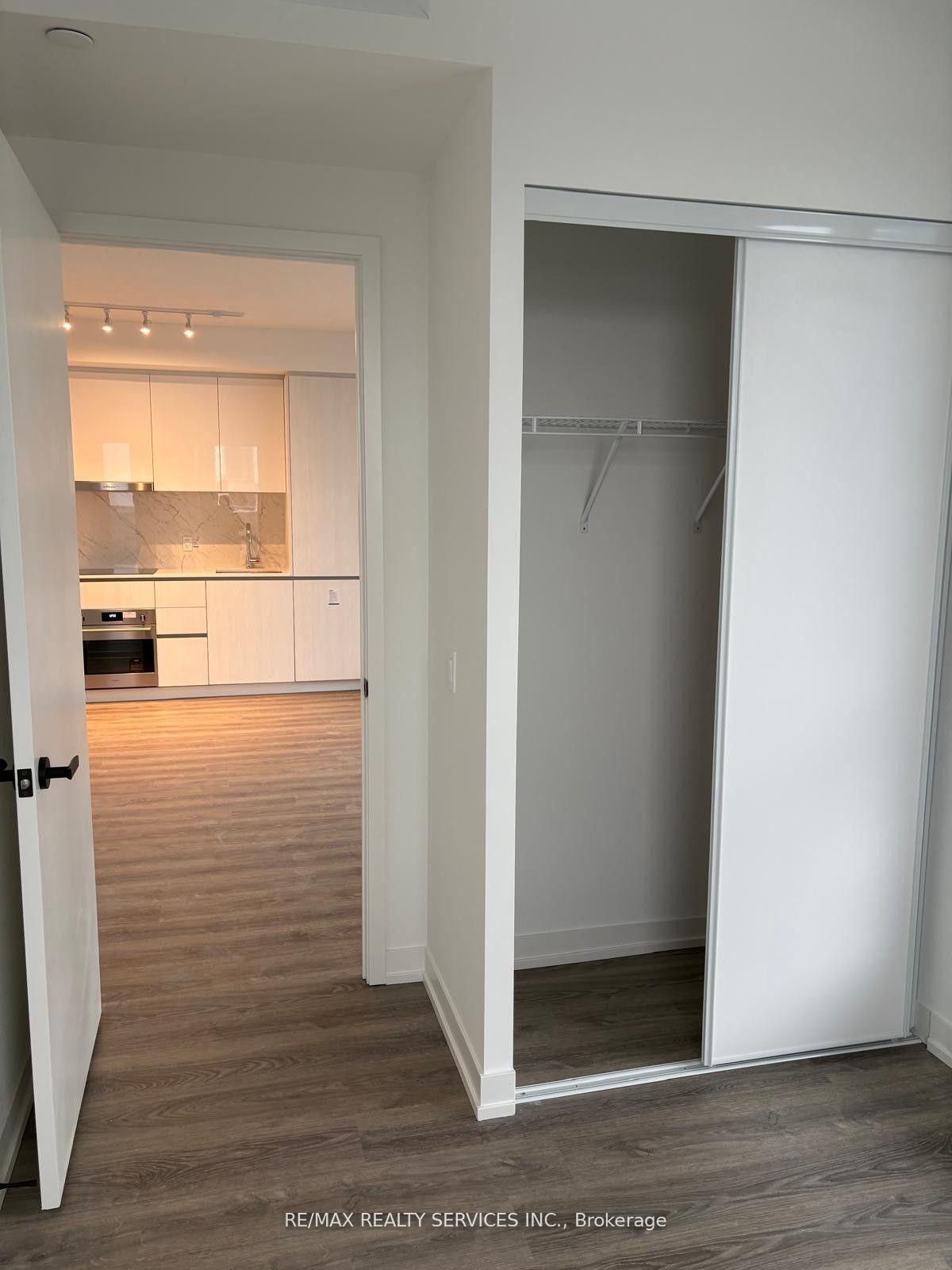 Photo 16 of Unit 509, 8 Interchange Way, Vaughan, Vaughan Corporate Centre — HOMEH