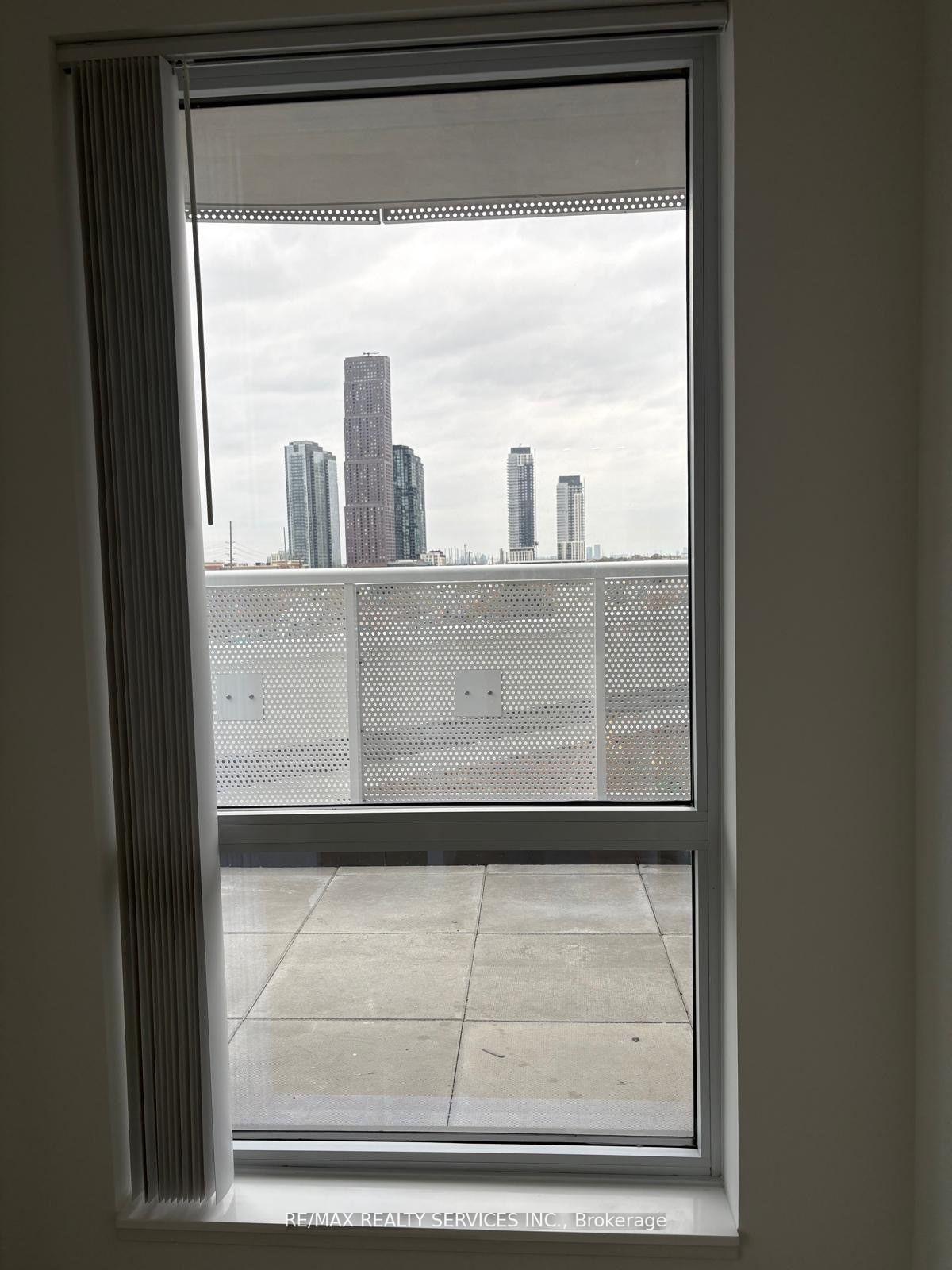 Photo 17 of Unit 509, 8 Interchange Way, Vaughan, Vaughan Corporate Centre — HOMEH