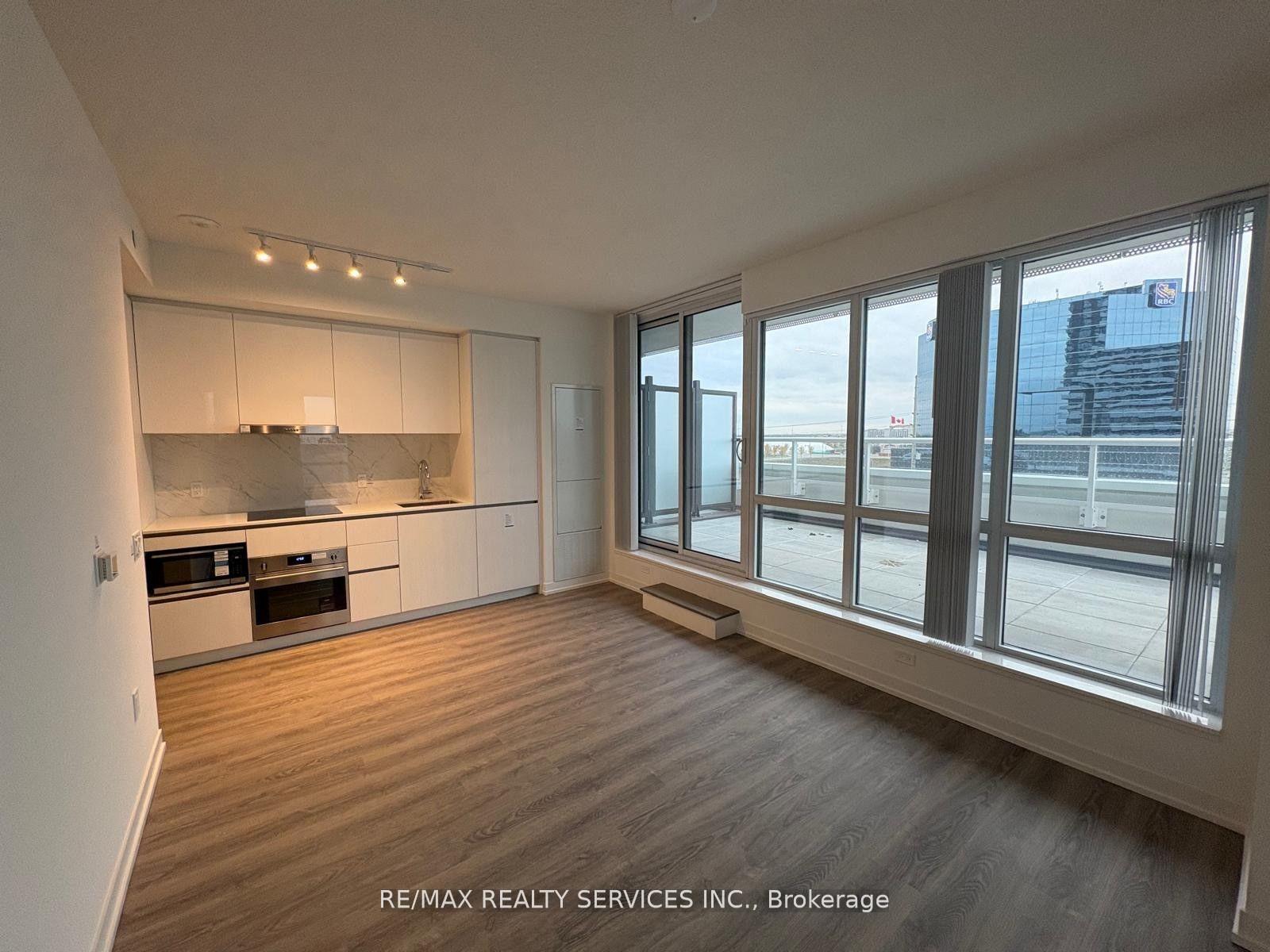 Photo 18 of Unit 509, 8 Interchange Way, Vaughan, Vaughan Corporate Centre — HOMEH