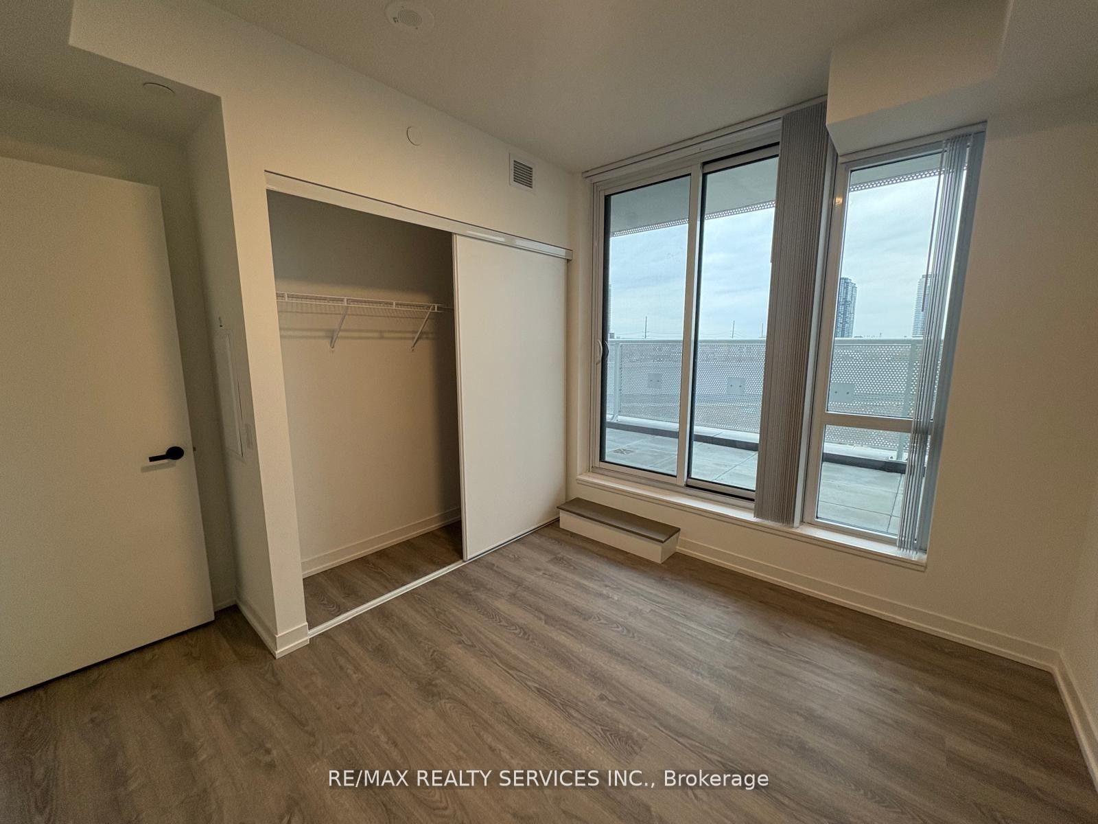 Photo 21 of Unit 509, 8 Interchange Way, Vaughan, Vaughan Corporate Centre — HOMEH