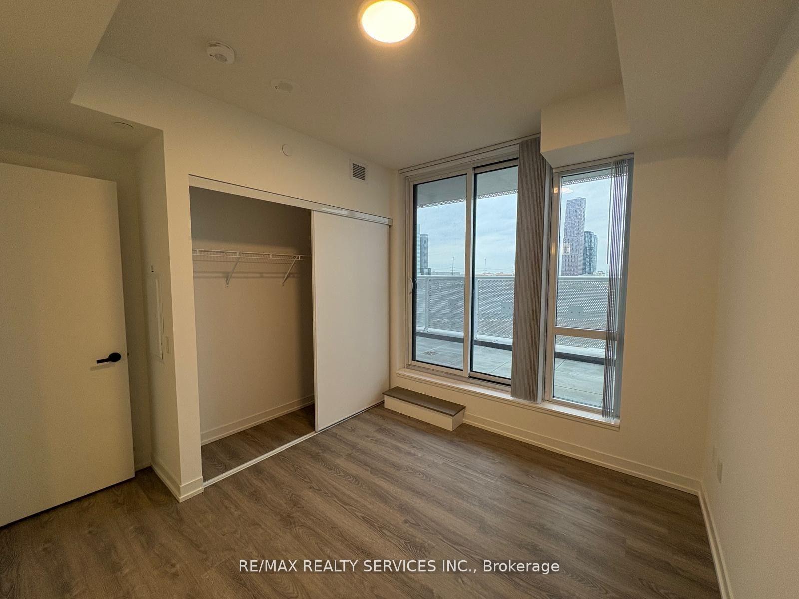 Photo 28 of Unit 509, 8 Interchange Way, Vaughan, Vaughan Corporate Centre — HOMEH