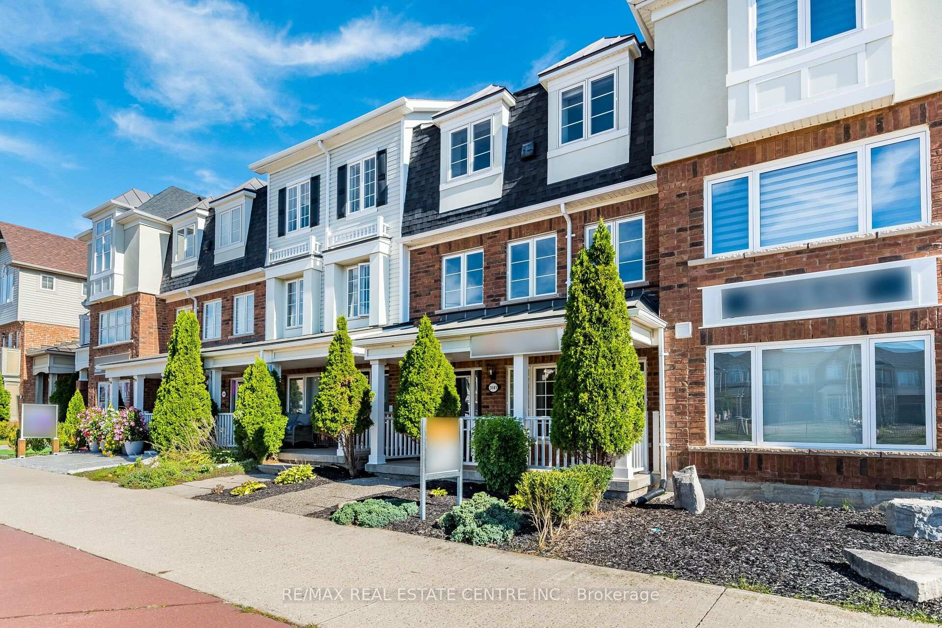 Photo 4 of 3141 Walkers Line, Burlington, Alton — HOMEH