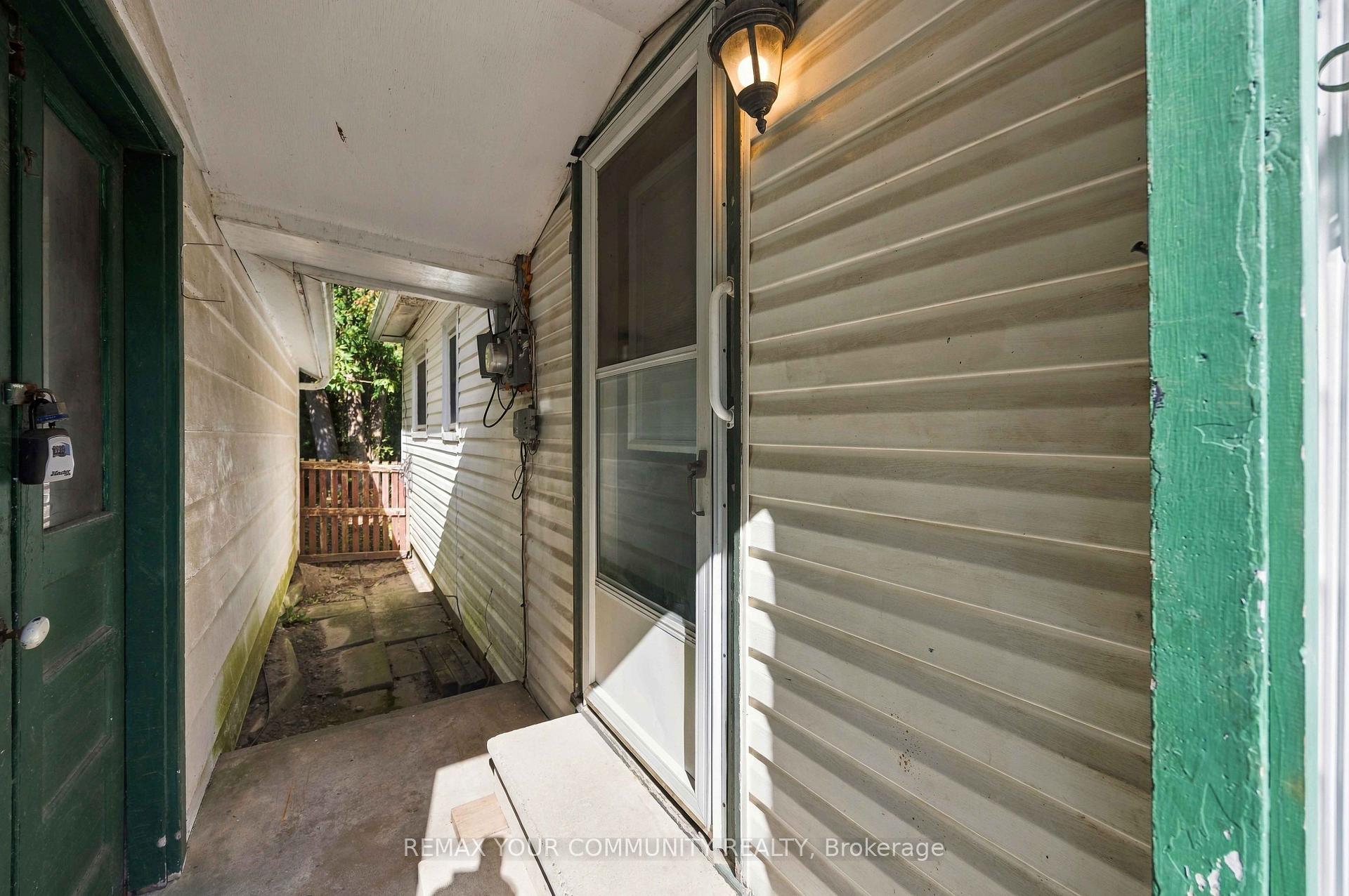 Photo 4 of 85 Catering Road, Georgina, Sutton & Jackson's Point — HOMEH