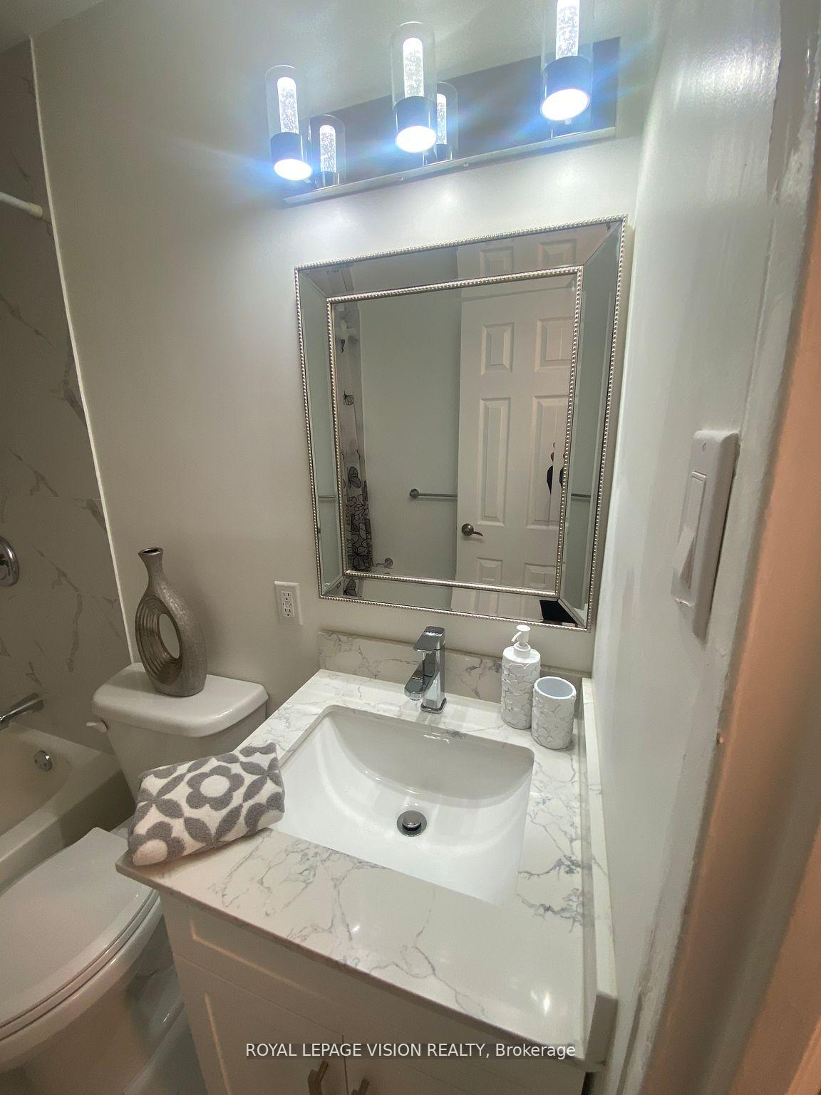 Photo 7 of Unit 205, 895 Kennedy Road, Scarborough, Ionview — HOMEH