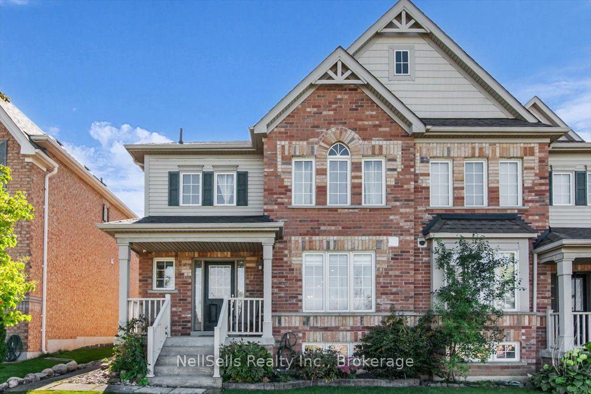 Photo 3 of 39 Warnford Circle, Ajax, Northeast Ajax — HOMEH