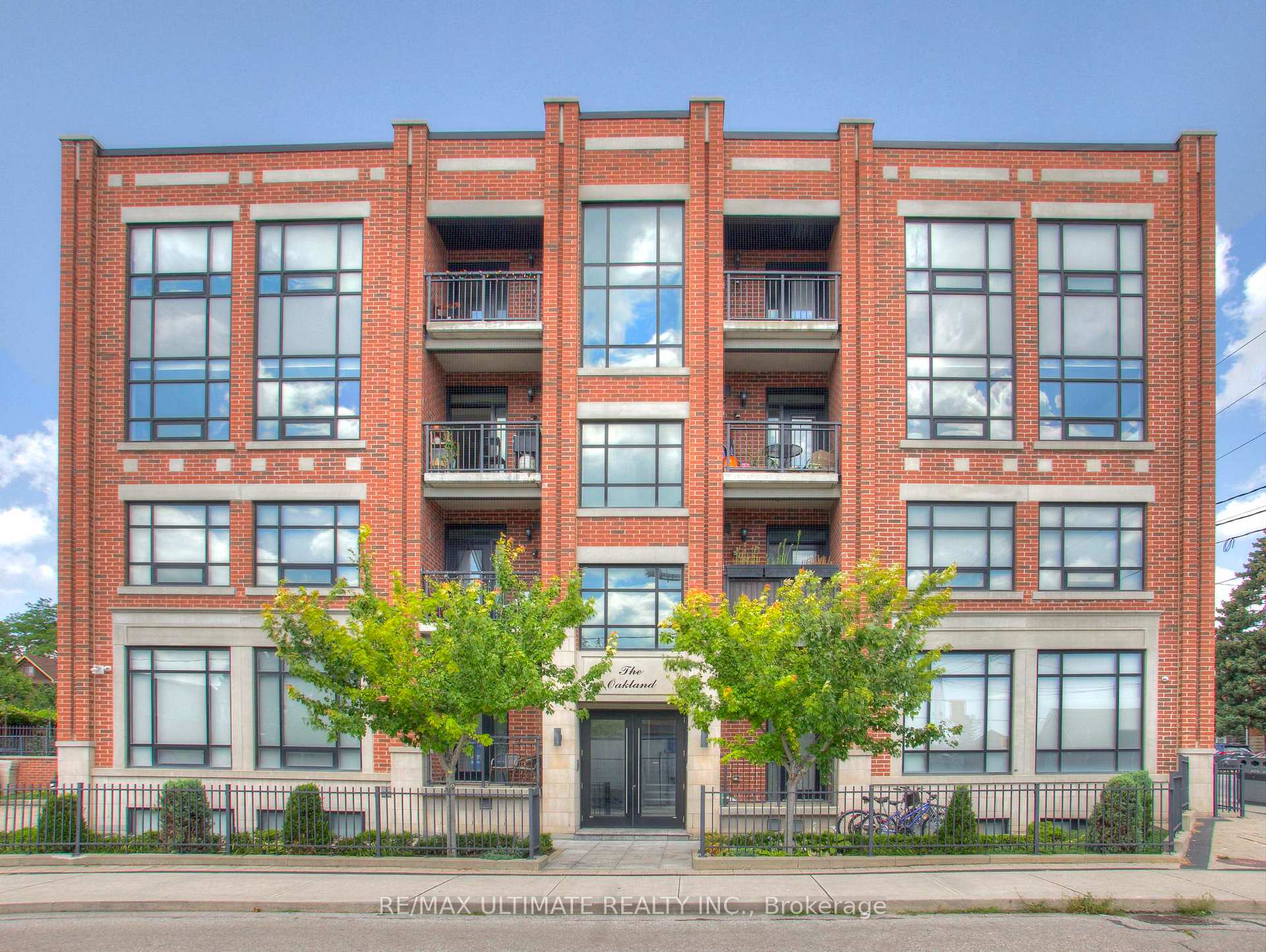 Photo of Unit 202, 458 Oakwood Avenue