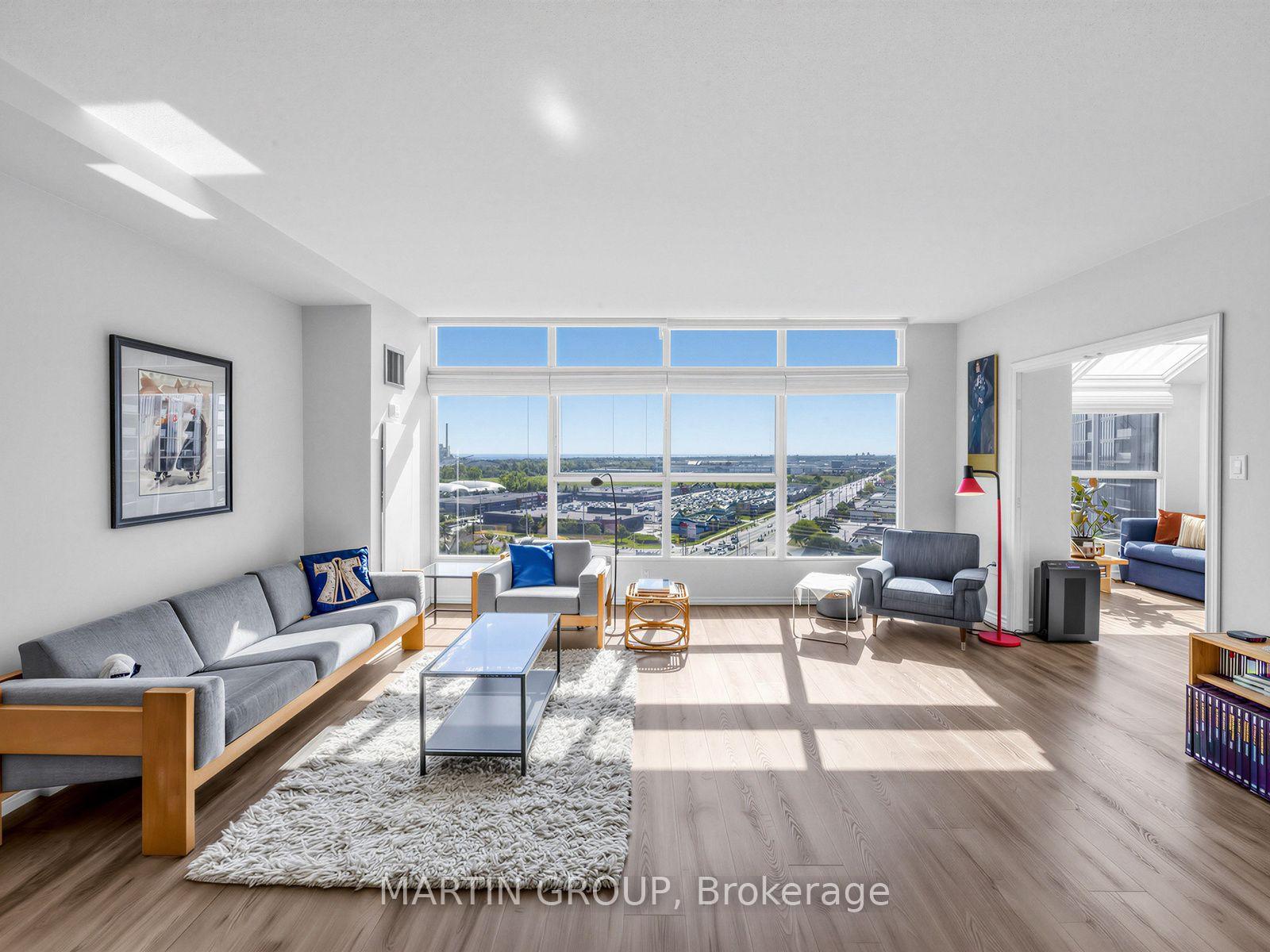 Photo 4 of Unit PH306, 1271 Walden Circle, Mississauga, Clarkson — HOMEH
