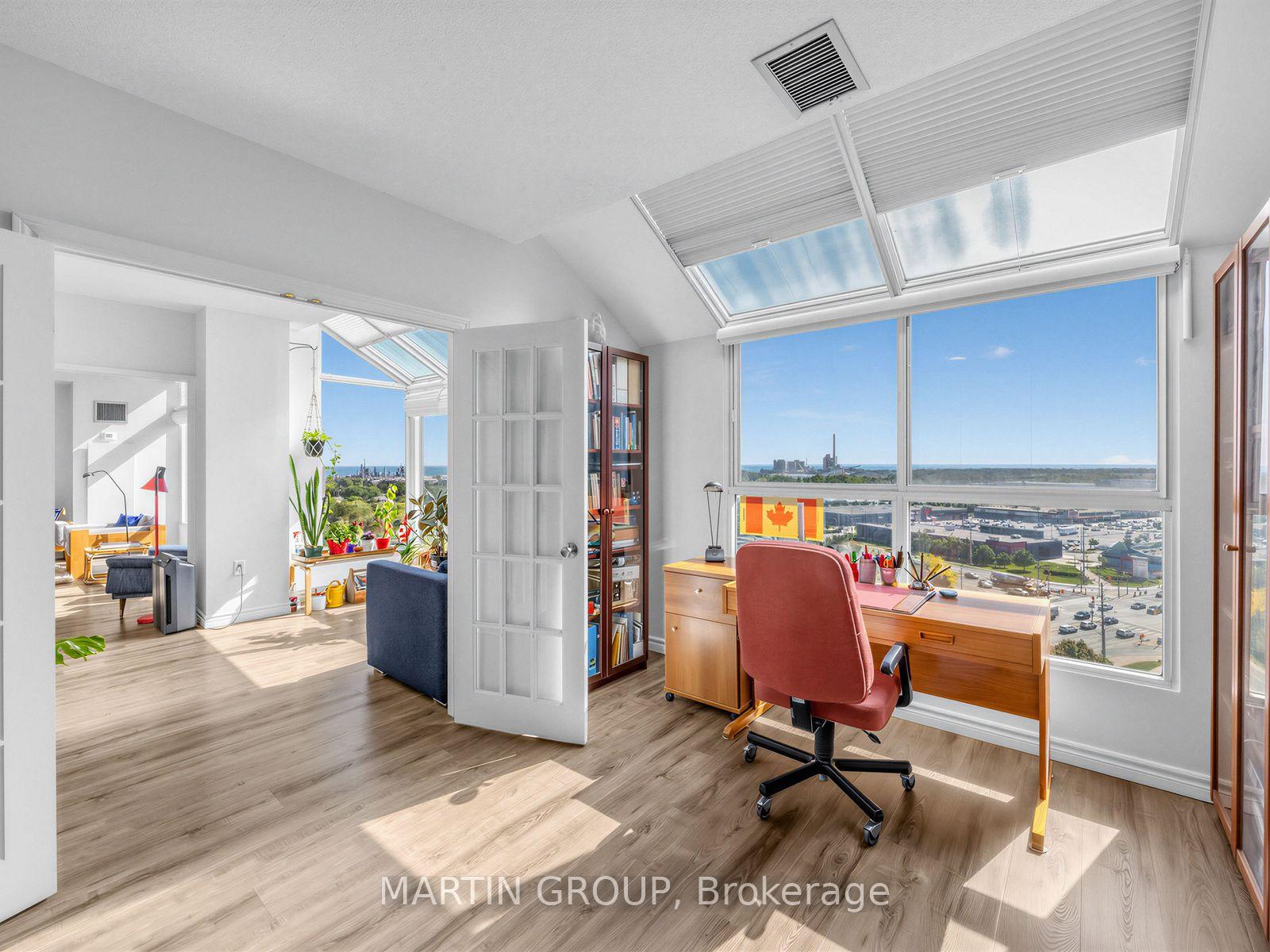 Photo 9 of Unit PH306, 1271 Walden Circle, Mississauga, Clarkson — HOMEH