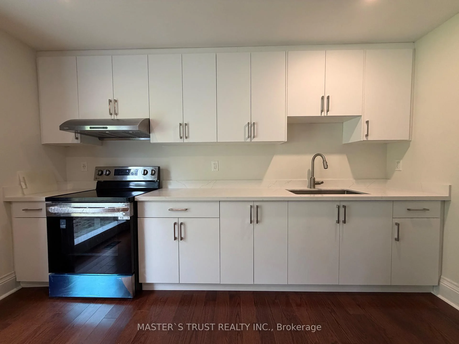 Photo 2 of Unit Ground, 30 Patton Street, King, King City — HOMEH