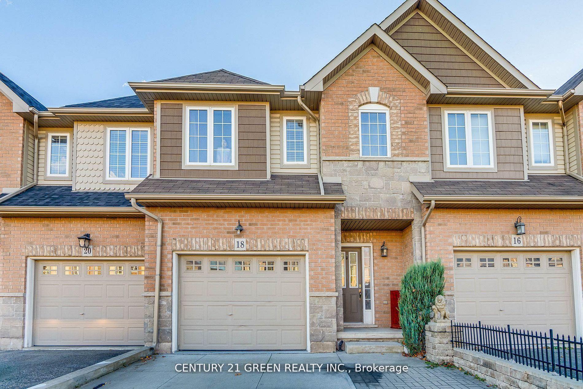 Photo 3 of 18 Palacebeach Trail, Hamilton, Stoney Creek — HOMEH