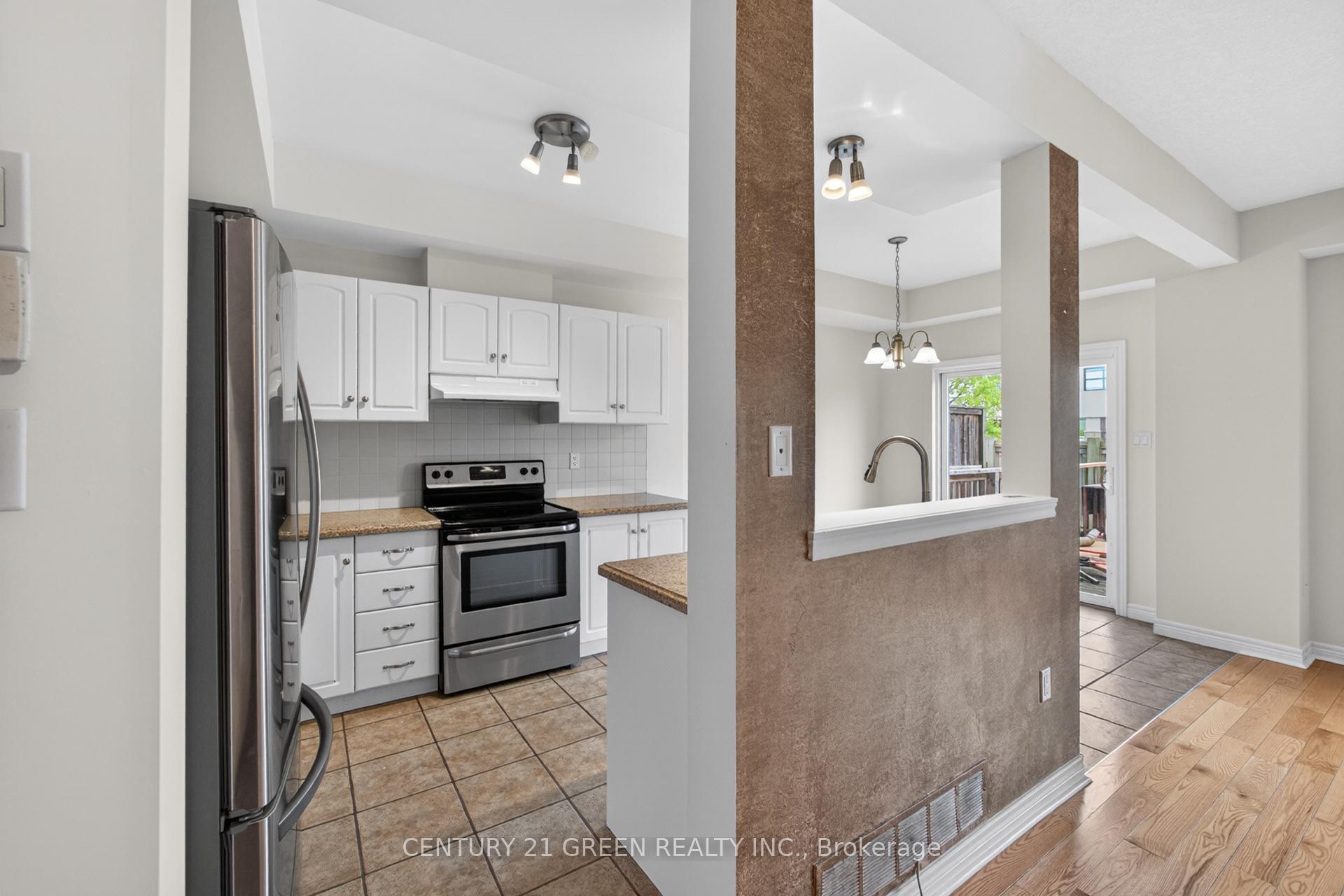 Photo 19 of 18 Palacebeach Trail, Hamilton, Stoney Creek — HOMEH