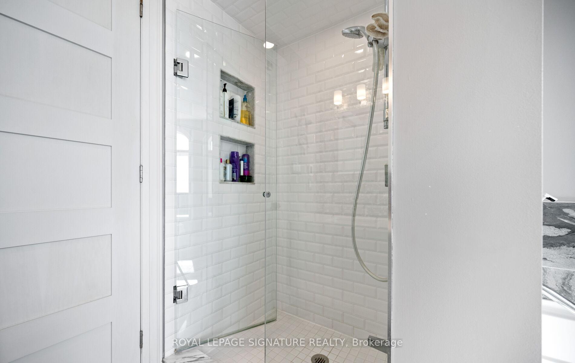Photo 33 of 2023 Deerview Common, Oakville, Bronte Creek — HOMEH