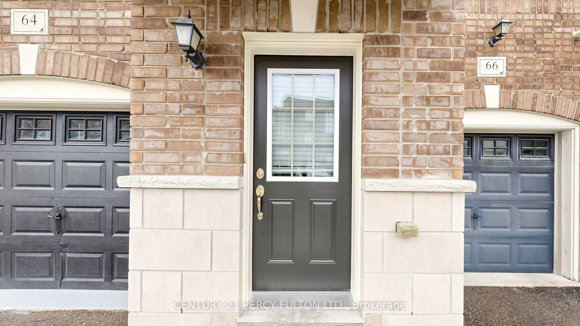 Photo 4 of 64 Ferris Square, Clarington, Courtice — HOMEH