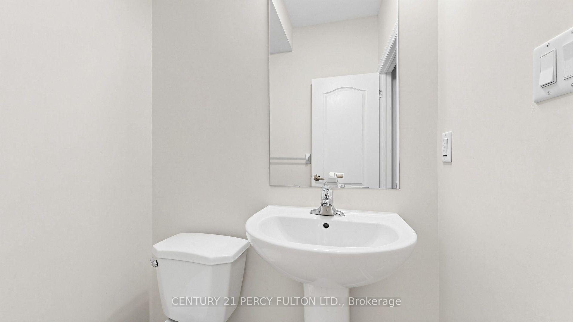 Photo 23 of 64 Ferris Square, Clarington, Courtice — HOMEH