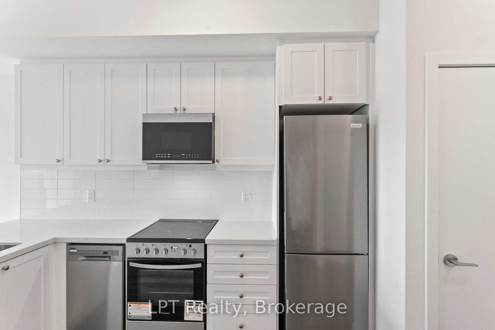 Photo 4 of Unit 917, 51 Clarington Boulevard, Clarington, Bowmanville — HOMEH