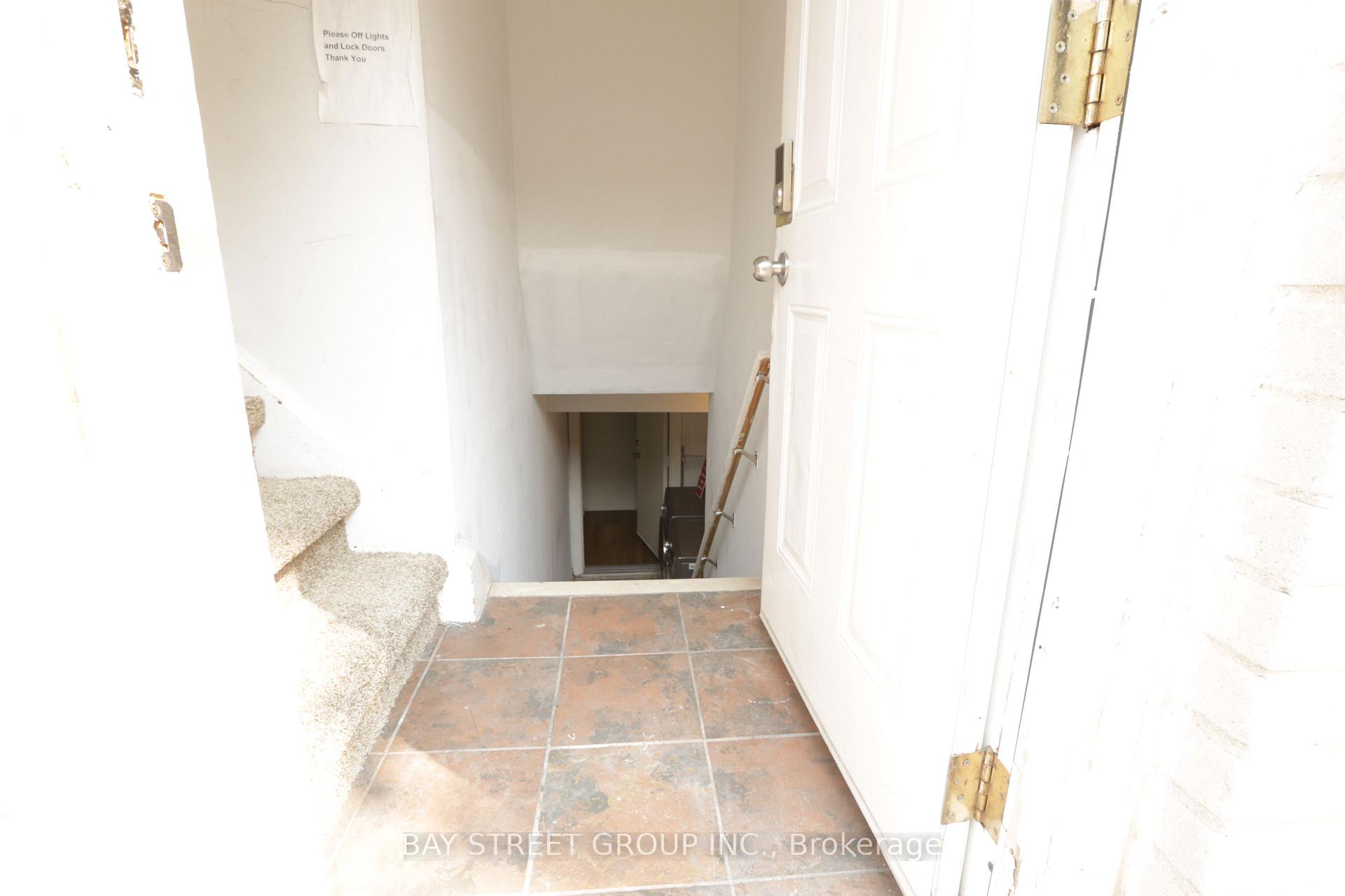 Photo of Unit BSMT, 280 Boisdale Avenue