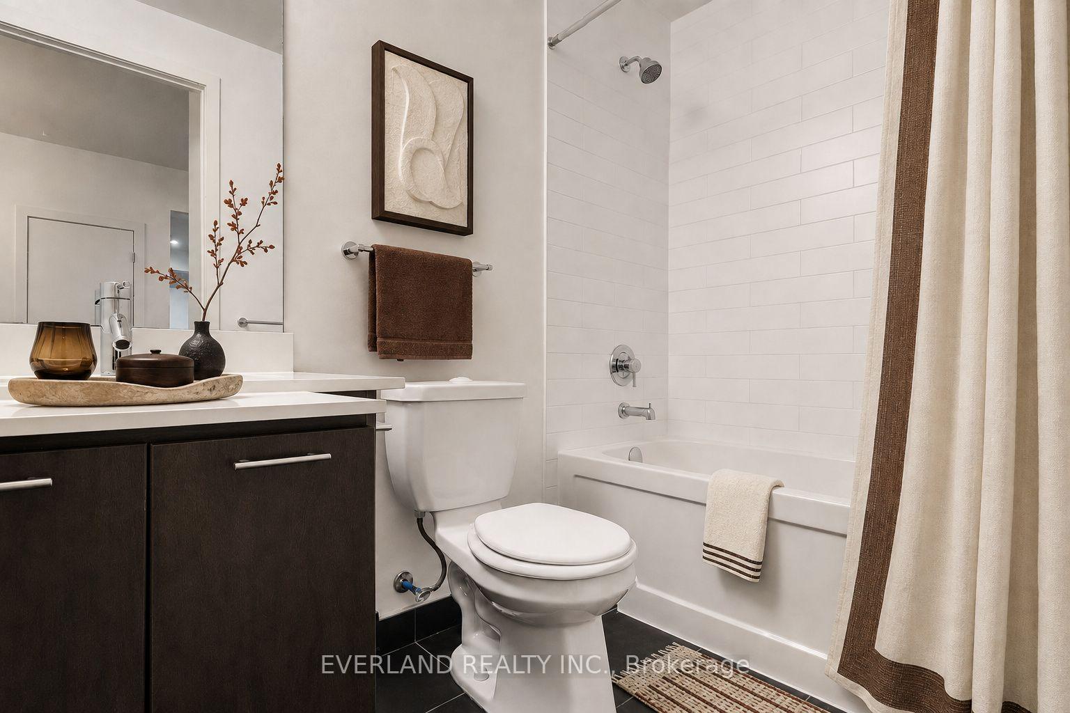 Photo 5 of Unit 201, 20 Bruyeres Mews, Toronto, Niagara — HOMEH