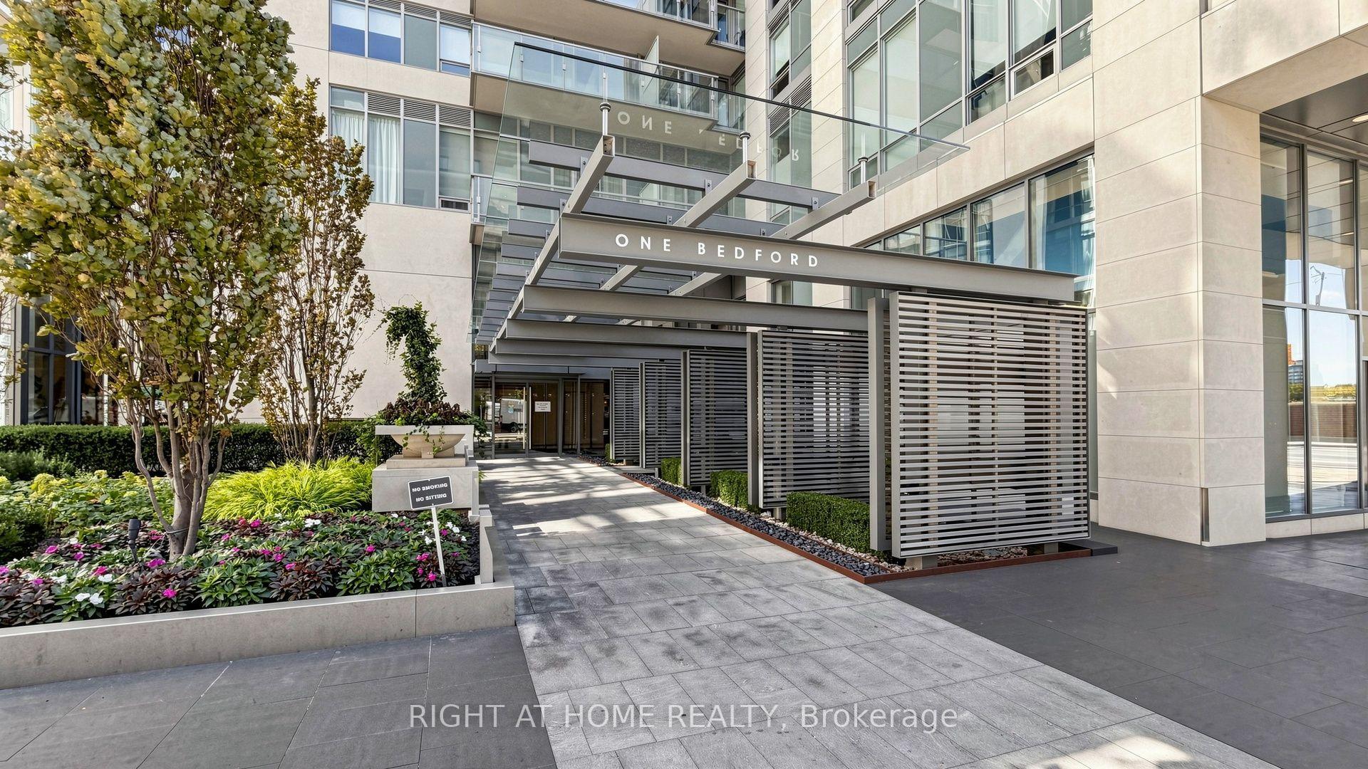 Photo 3 of Unit 422, 1 Bedford Road, Toronto, The Annex — HOMEH