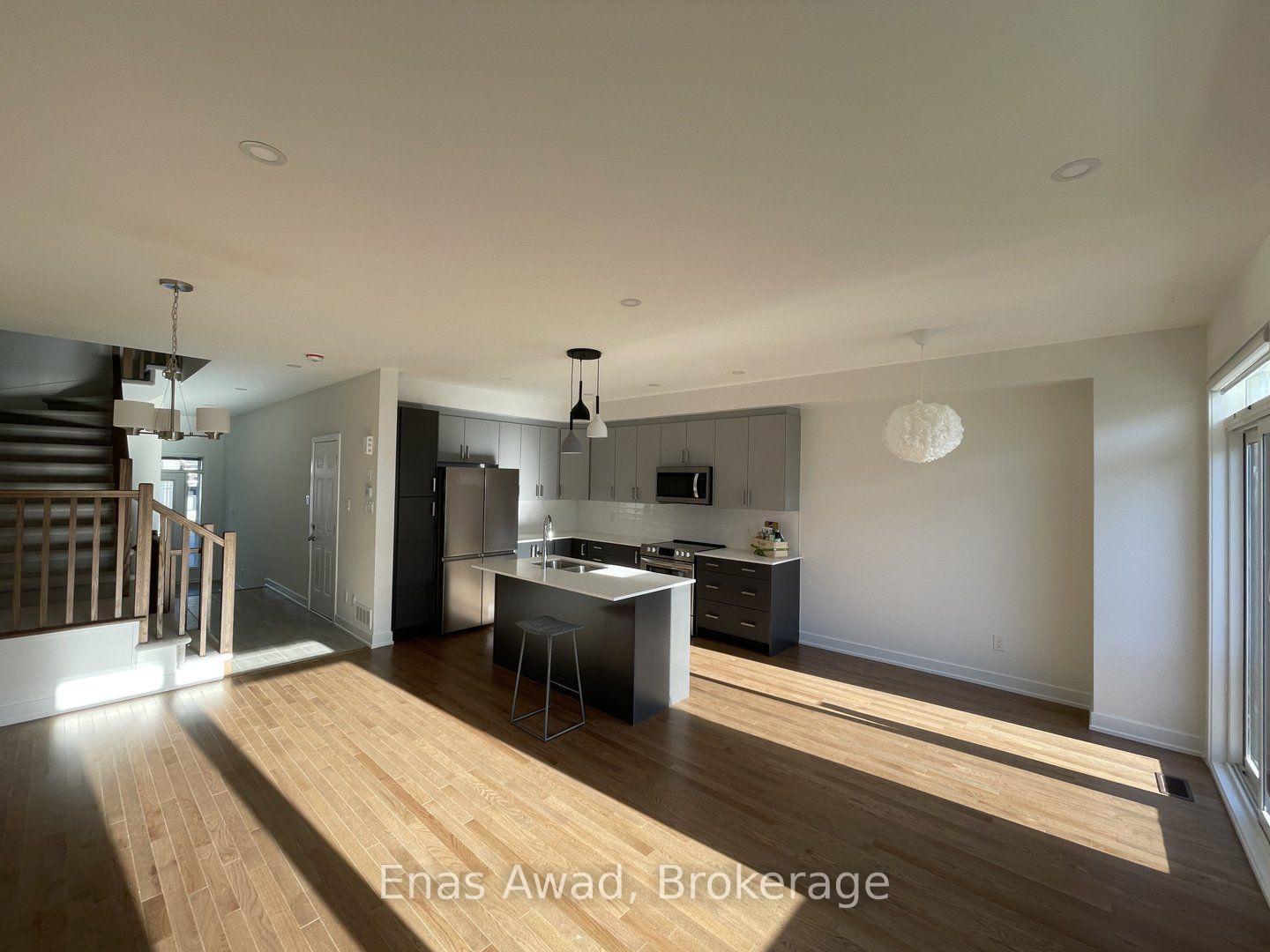 Photo 2 of 54 Overberg Way, Ottawa, Kanata - Emerald Meadows/Trailwest — HOMEH
