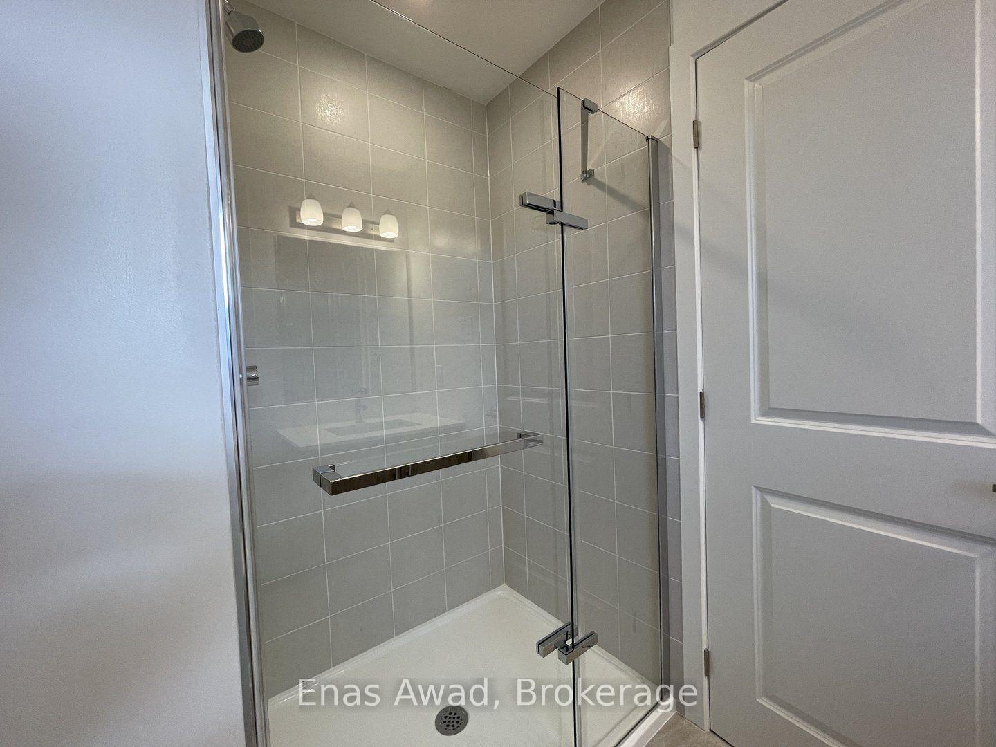 Photo 10 of 54 Overberg Way, Ottawa, Kanata - Emerald Meadows/Trailwest — HOMEH