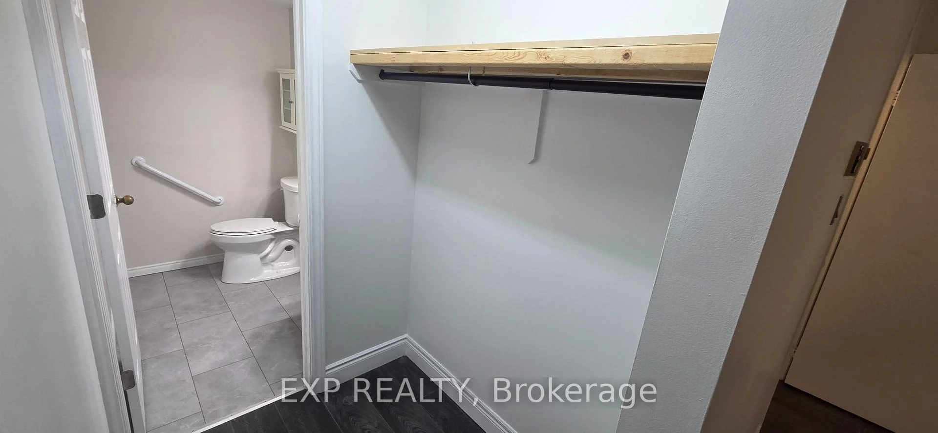 Photo 11 of Unit 220, 725 Deveron Crescent, London, South T — HOMEH