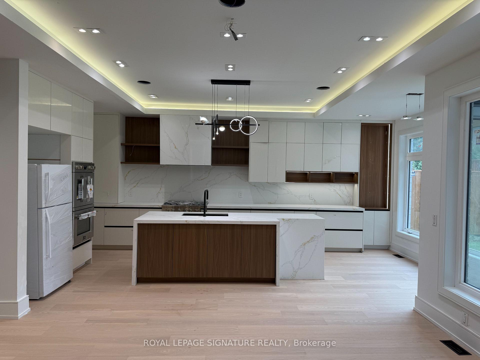 Photo 3 of 1467 Kenmuir Avenue, Mississauga, Mineola — HOMEH