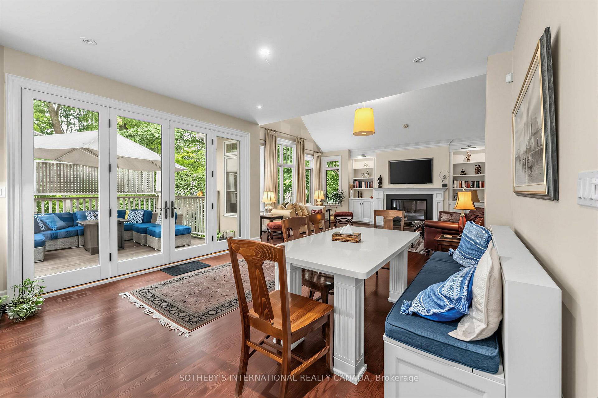Photo 10 of 407 Cairncroft Road, Oakville, Morrison — HOMEH