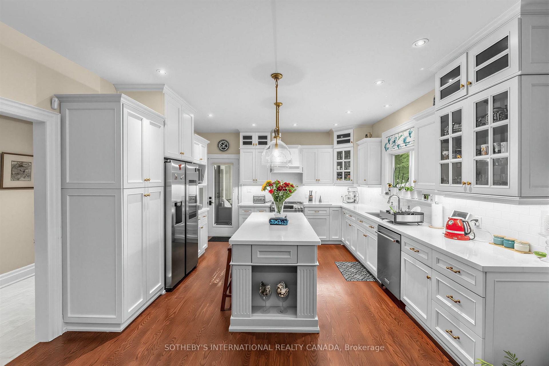 Photo 14 of 407 Cairncroft Road, Oakville, Morrison — HOMEH
