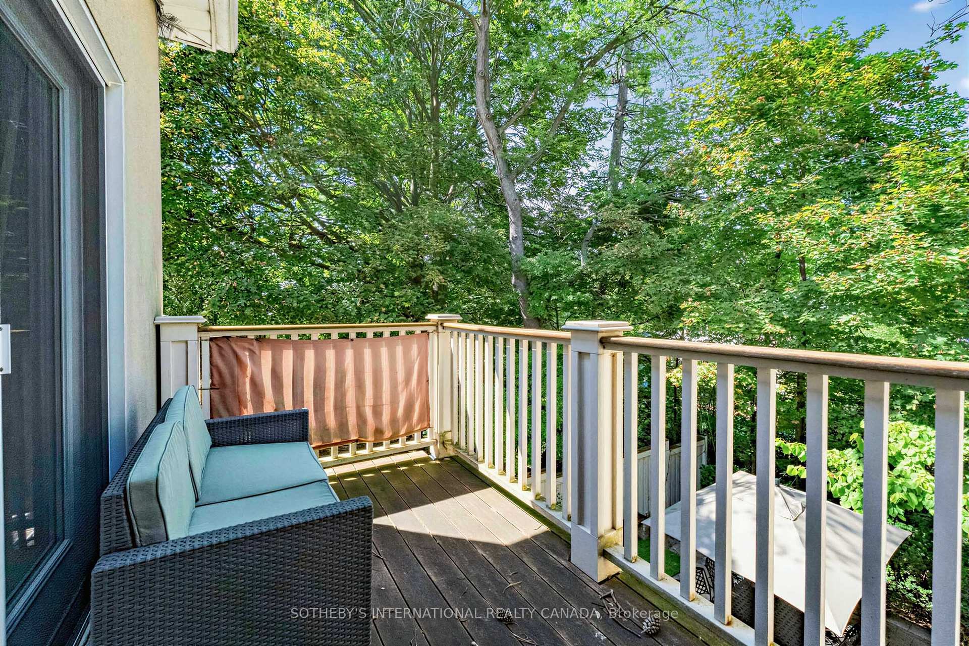 Photo 26 of 407 Cairncroft Road, Oakville, Morrison — HOMEH
