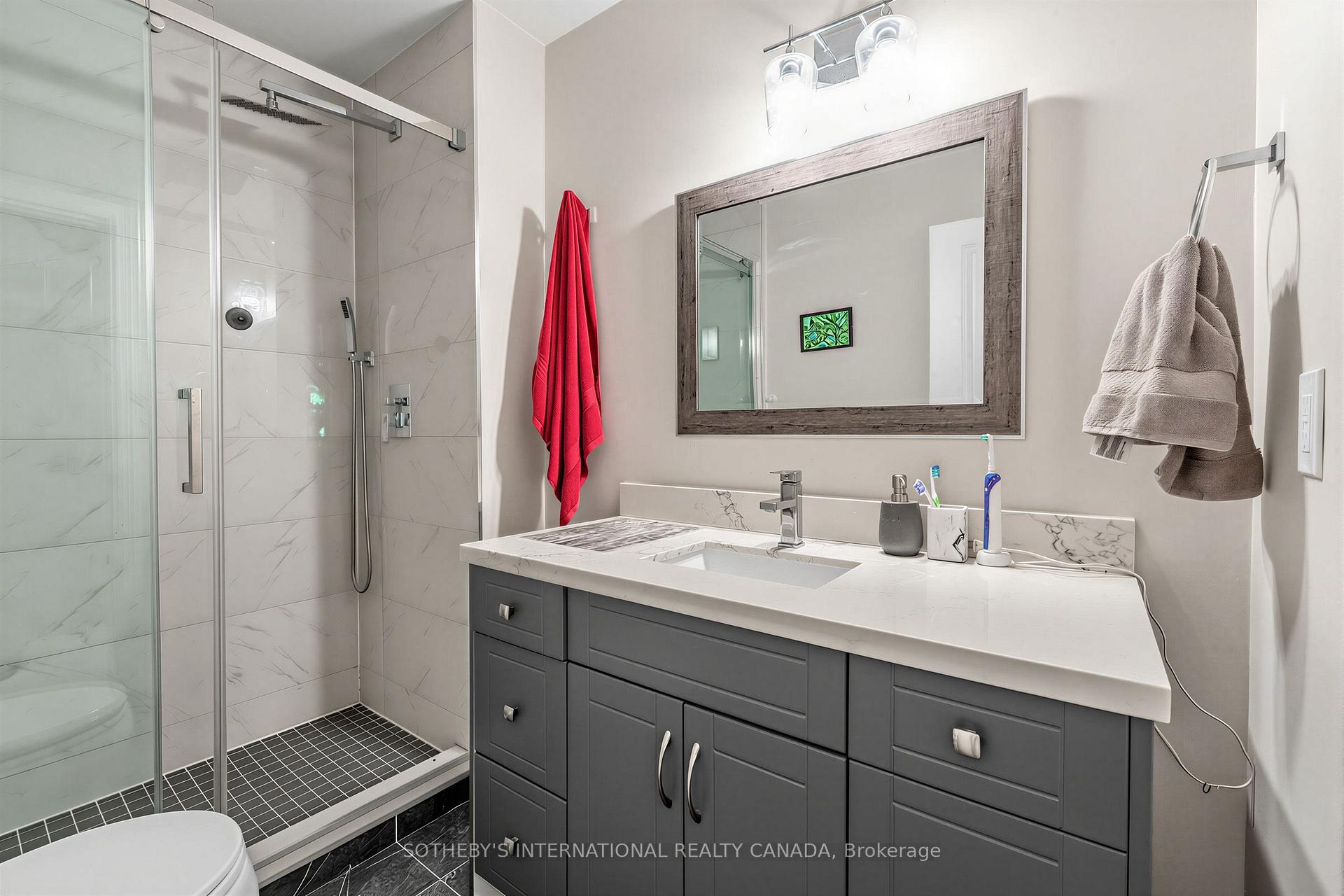 Photo 32 of 407 Cairncroft Road, Oakville, Morrison — HOMEH