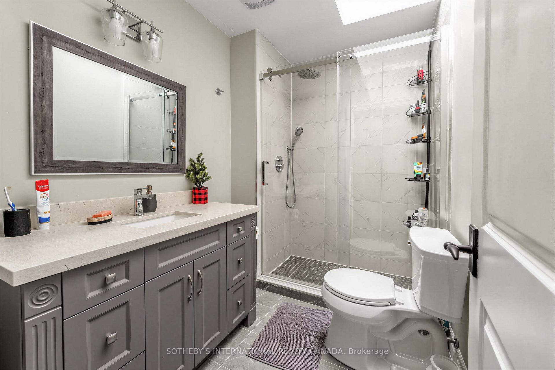 Photo 33 of 407 Cairncroft Road, Oakville, Morrison — HOMEH