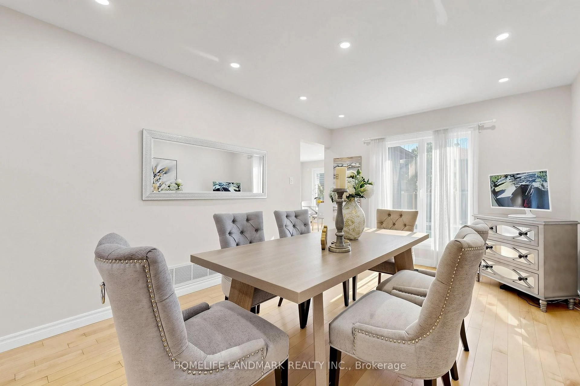 Photo 11 of 23 Hashbury Place, Markham, Thornlea — HOMEH