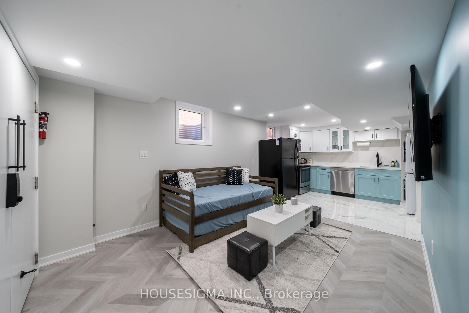 Photo 4 of Unit Bsmt, 119 Toscana Drive, Whitby, Taunton North — HOMEH