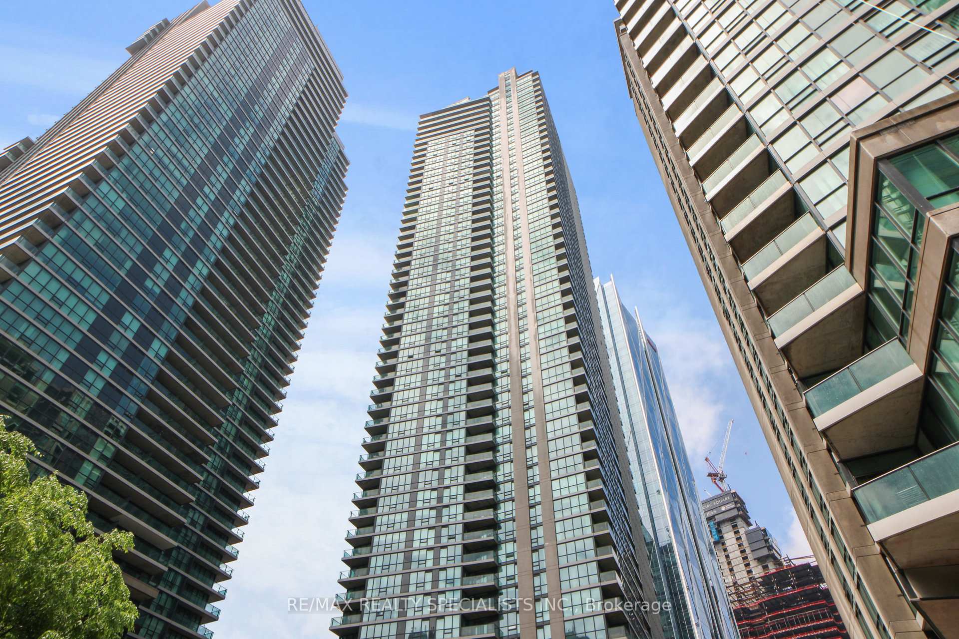 Photo 1 of Unit 3004, 18 Harbour Street, Toronto, Waterfront Communities — HOMEH