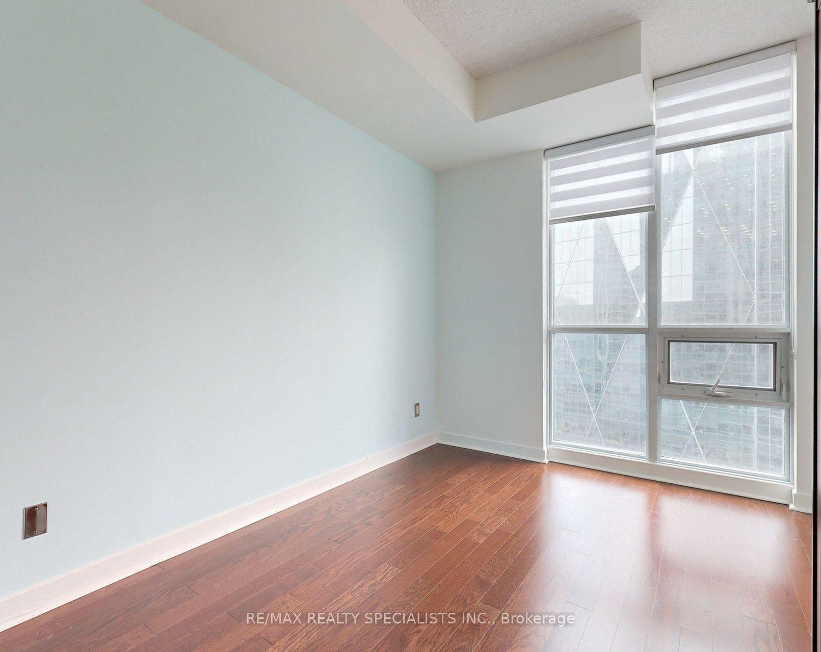 Photo 16 of Unit 3004, 18 Harbour Street, Toronto, Waterfront Communities — HOMEH