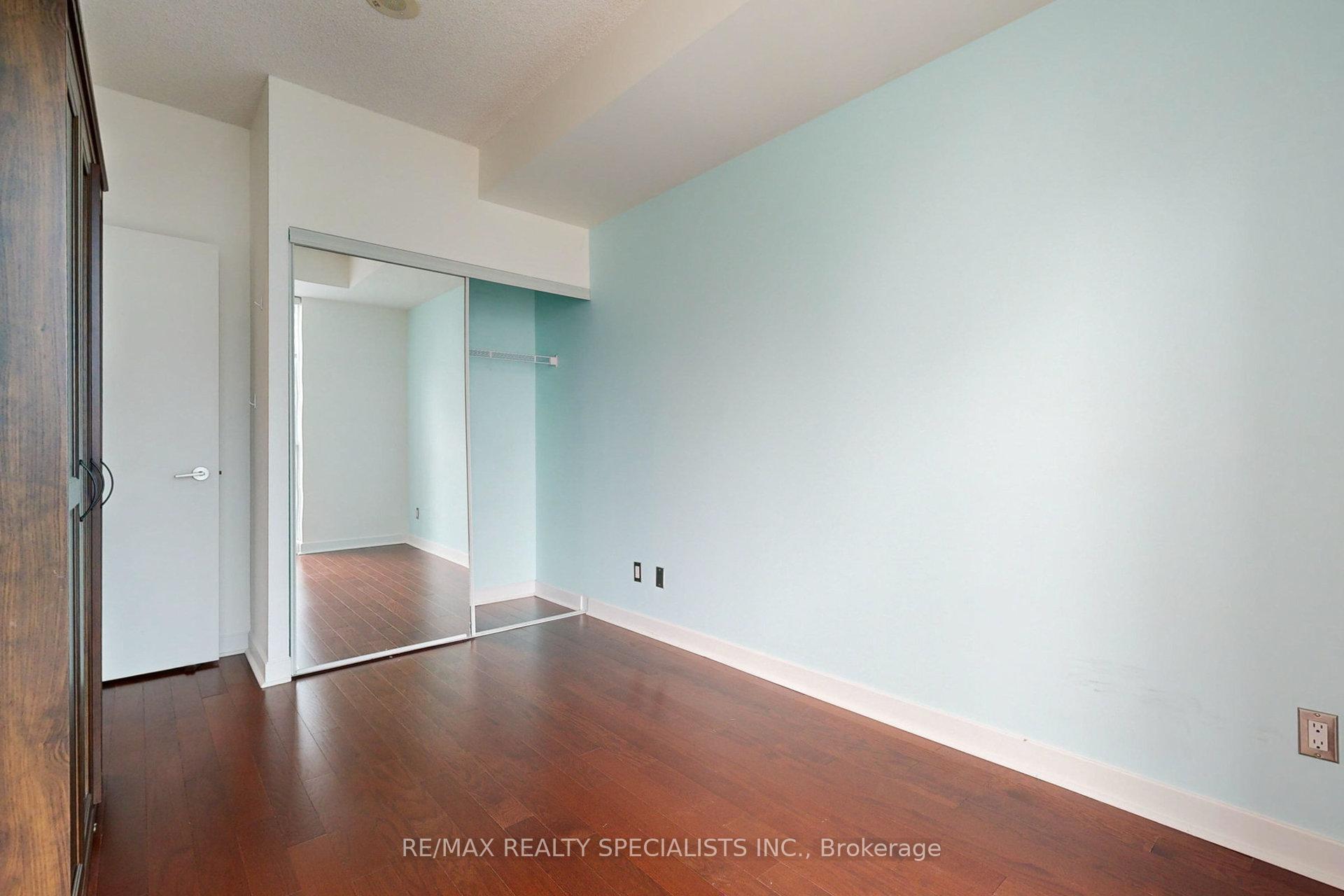 Photo 19 of Unit 3004, 18 Harbour Street, Toronto, Waterfront Communities — HOMEH