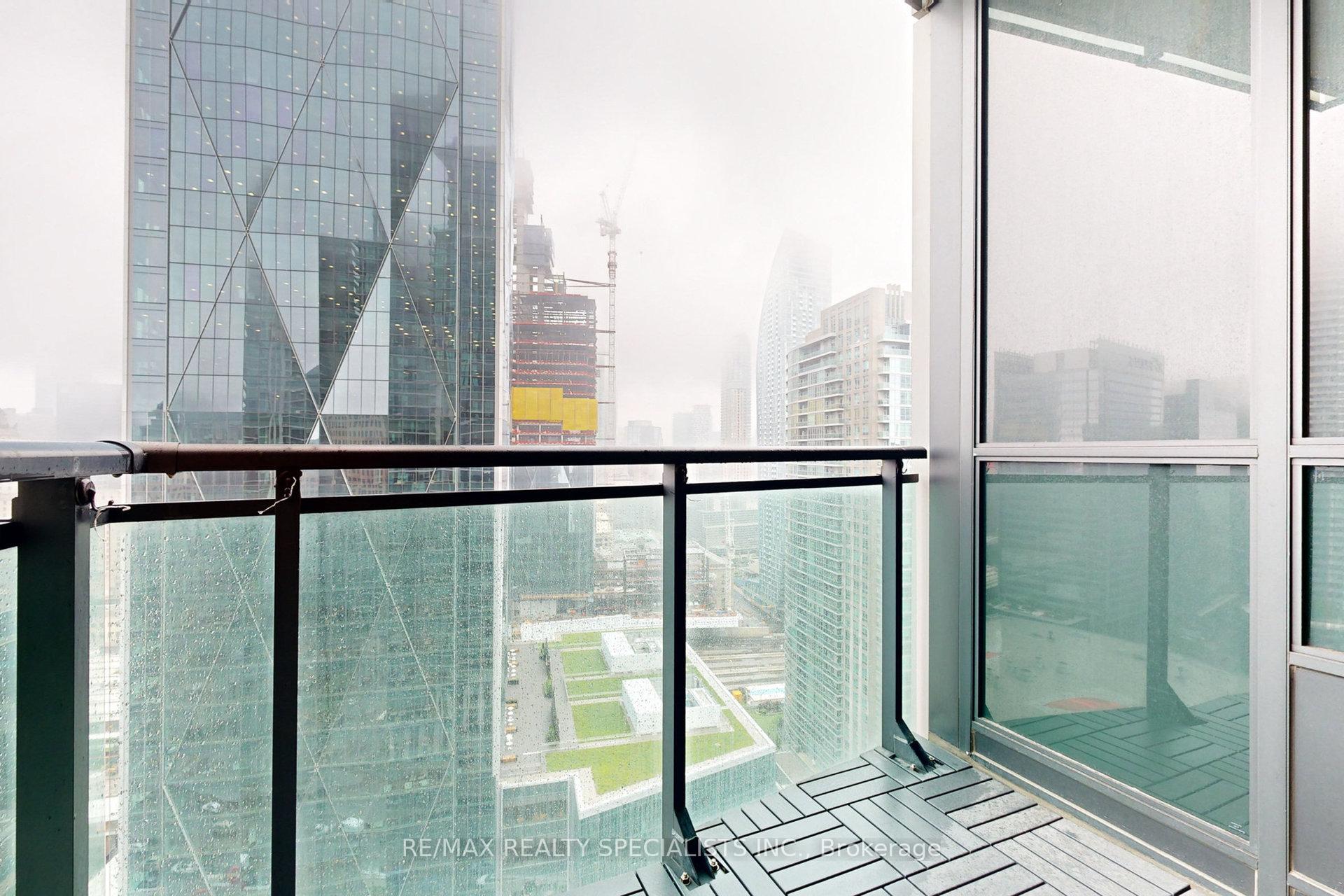 Photo 23 of Unit 3004, 18 Harbour Street, Toronto, Waterfront Communities — HOMEH