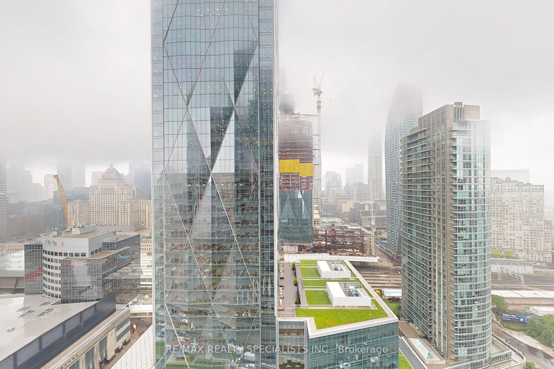 Photo 24 of Unit 3004, 18 Harbour Street, Toronto, Waterfront Communities — HOMEH